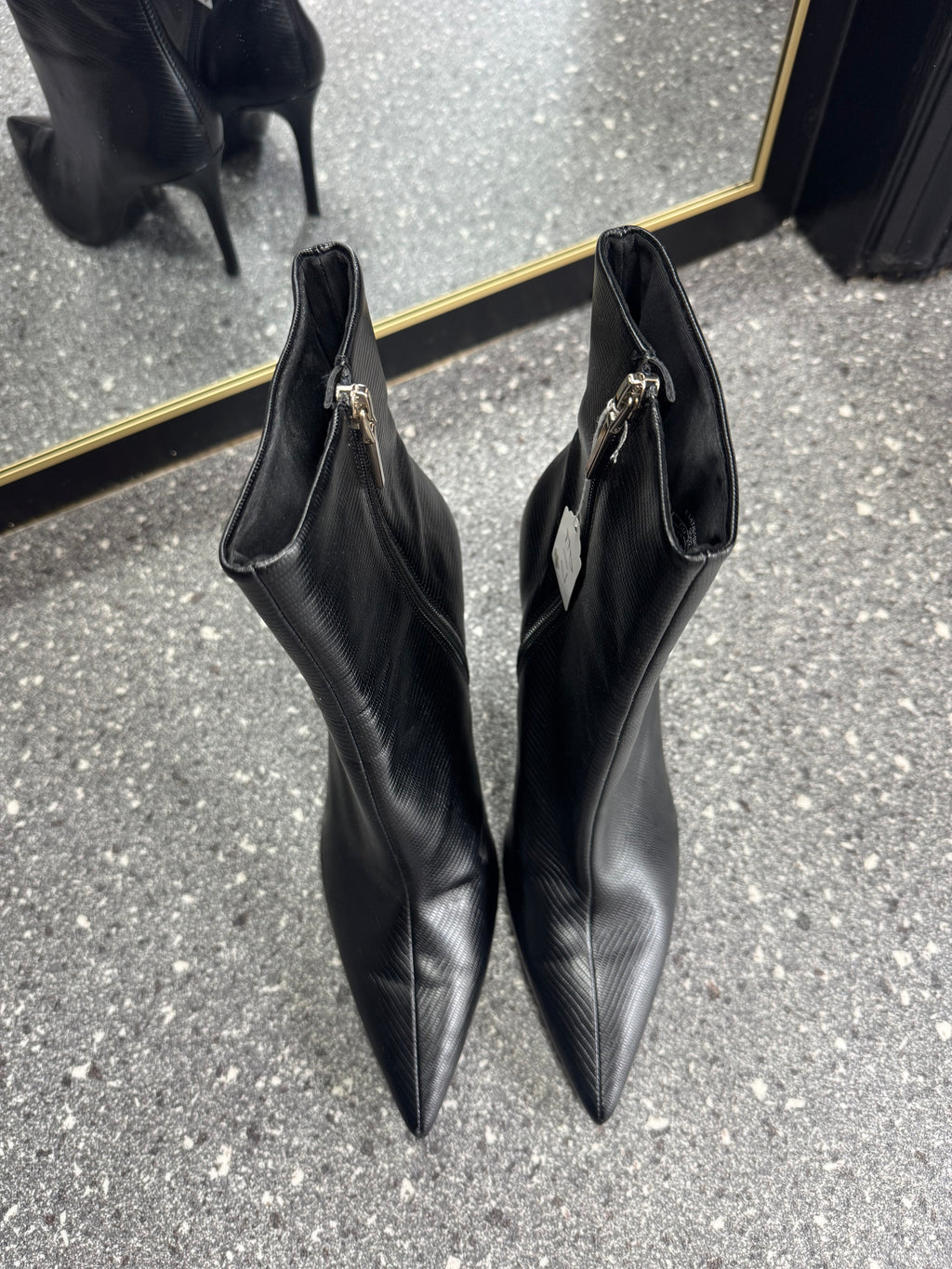 Zara Black Textured Pointed-Toe Stiletto Ankle Boots – Size 8