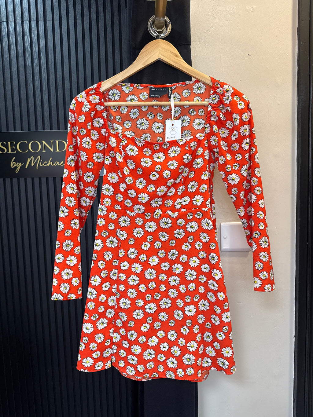 ASOS red daisy dress size 6P