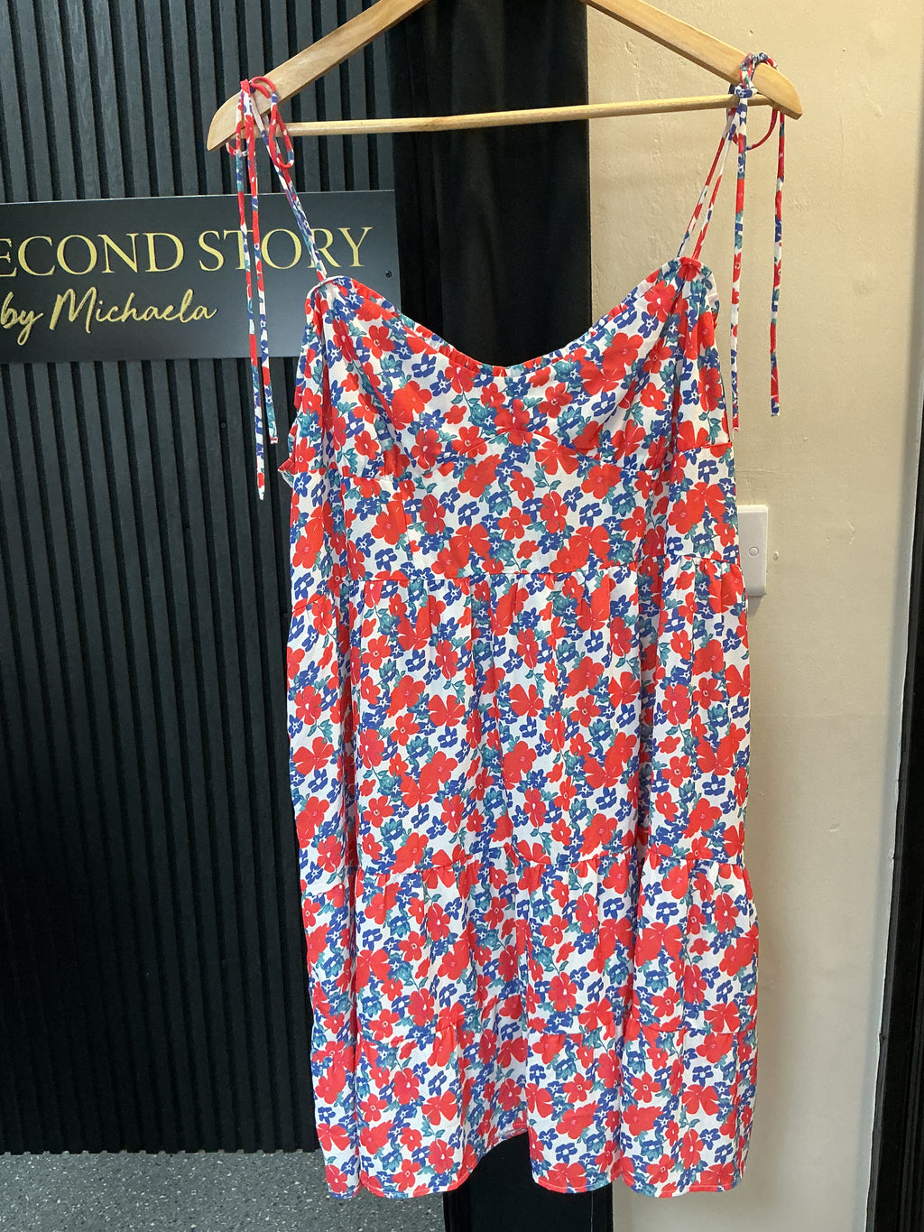 Boohoo Floral Tie-Shoulder Smock Mini Dress – Size 20