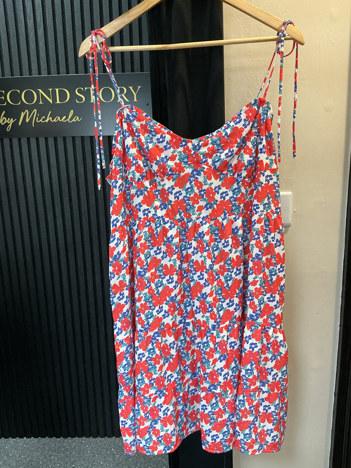 Boohoo Floral Tie-Shoulder Smock Mini Dress – Size 20