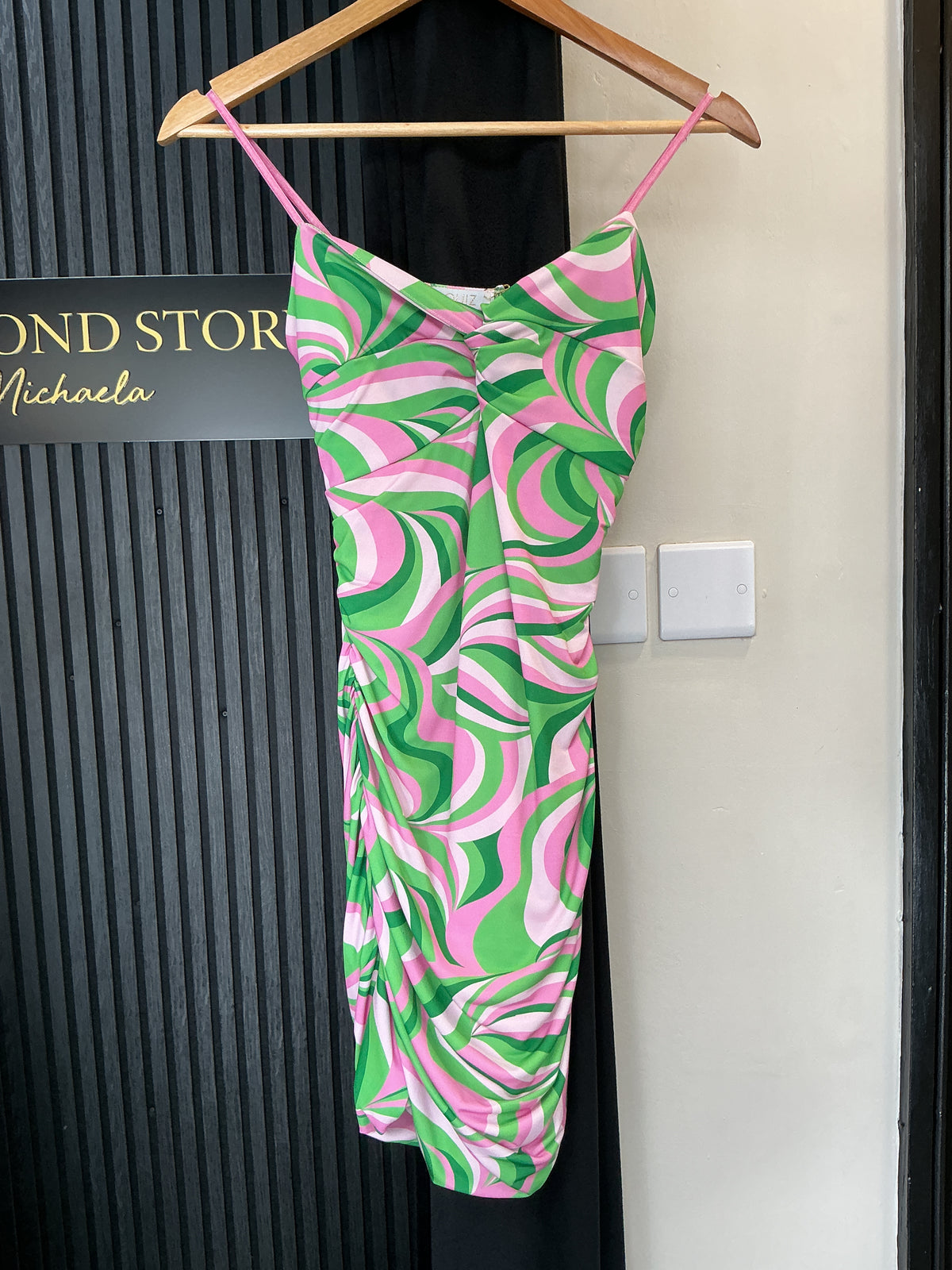 Quiz Pink & Green Swirl Ruched Mini Dress – Size 8