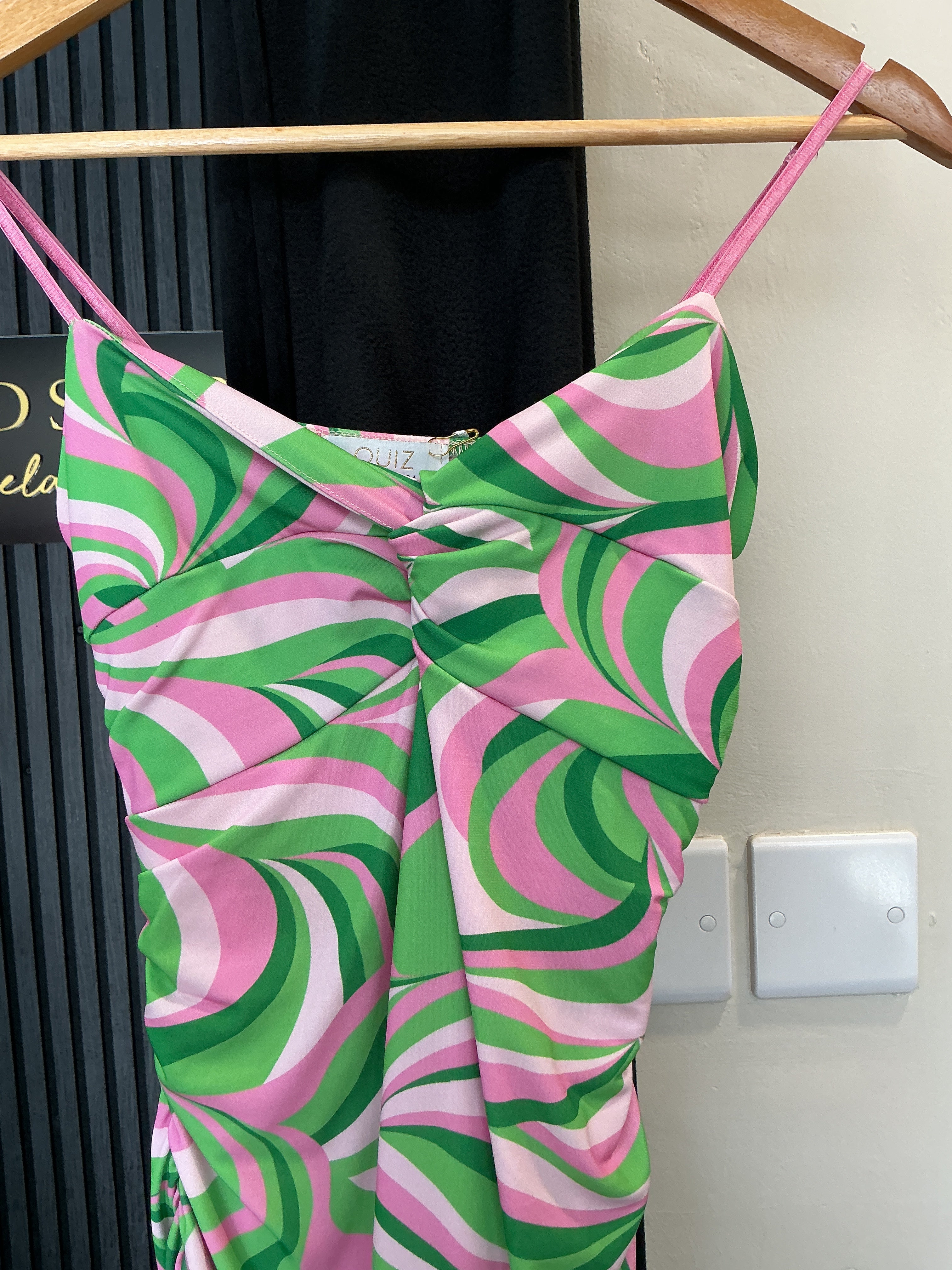 Quiz Pink & Green Swirl Ruched Mini Dress – Size 8