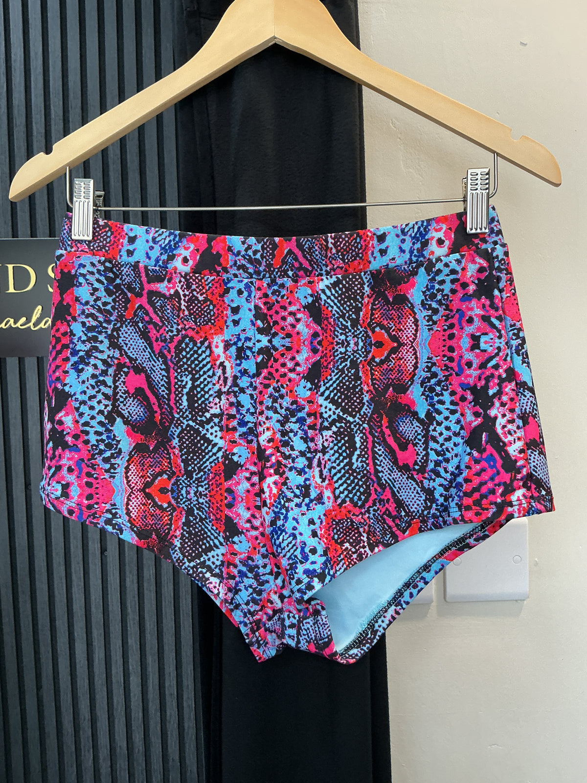 Elsie & Fred Neon Snake Print Co-Ord Set – Size L (NWT)