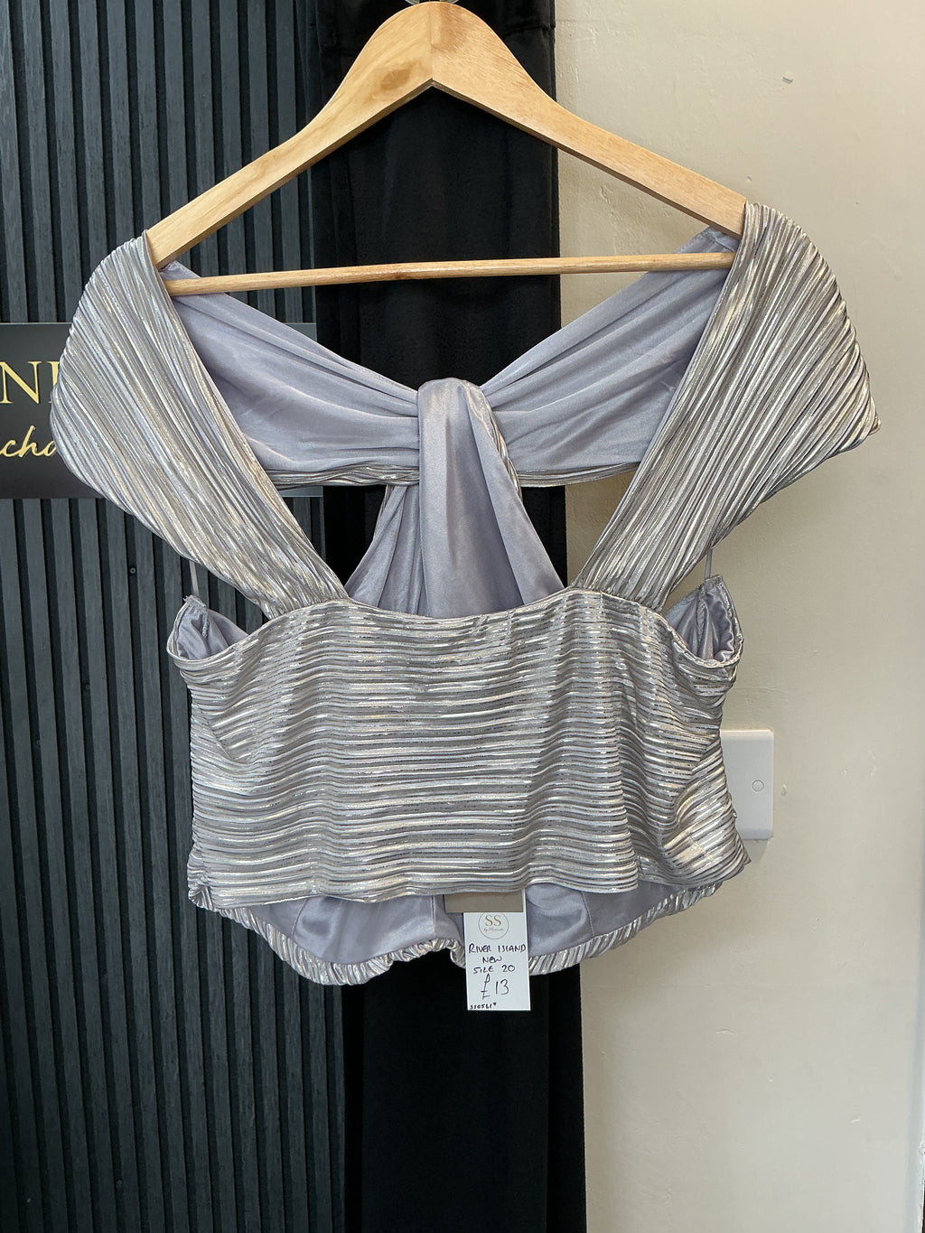 River Island Silver Metallic Twist Bardot Crop Top – Size 20 (NWT)