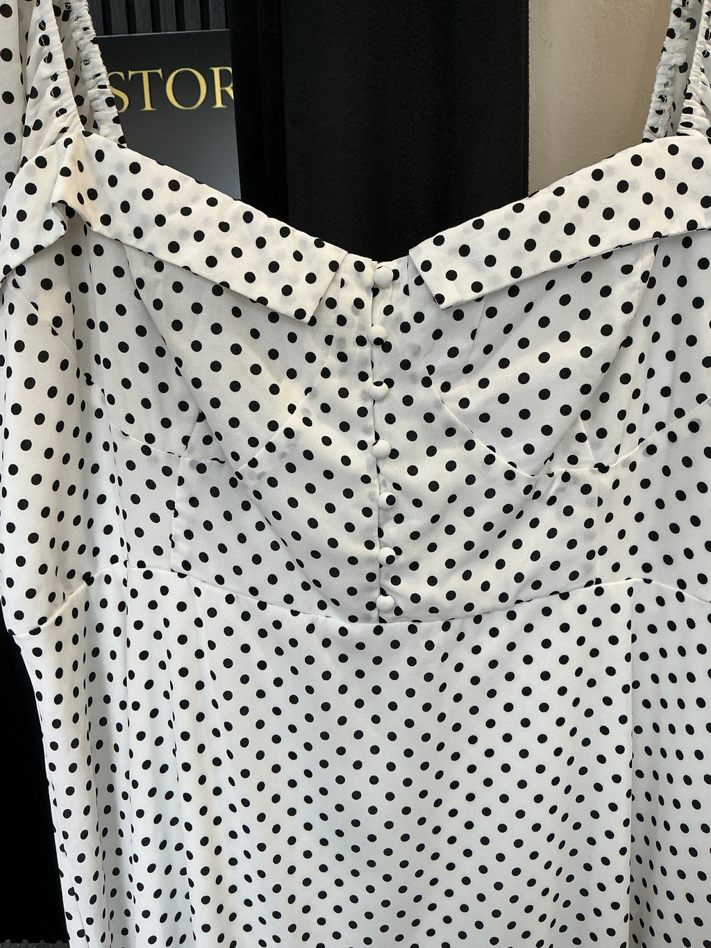 Boohoo White & Black Polka Dot Puff Sleeve Midi Dress – Size 24