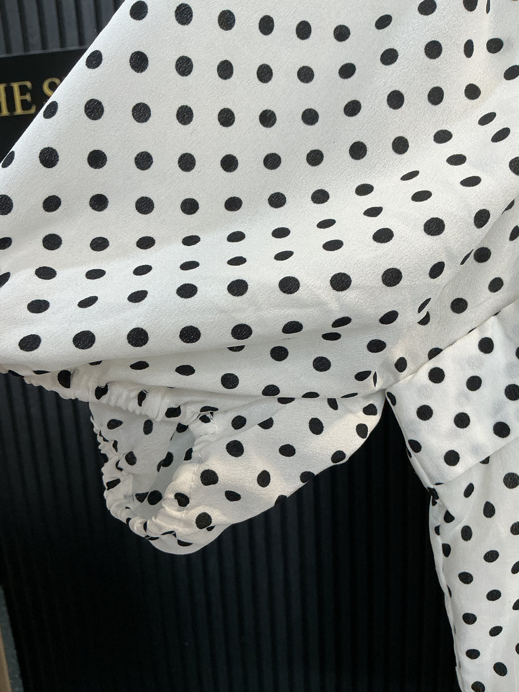 Boohoo White & Black Polka Dot Puff Sleeve Midi Dress – Size 24
