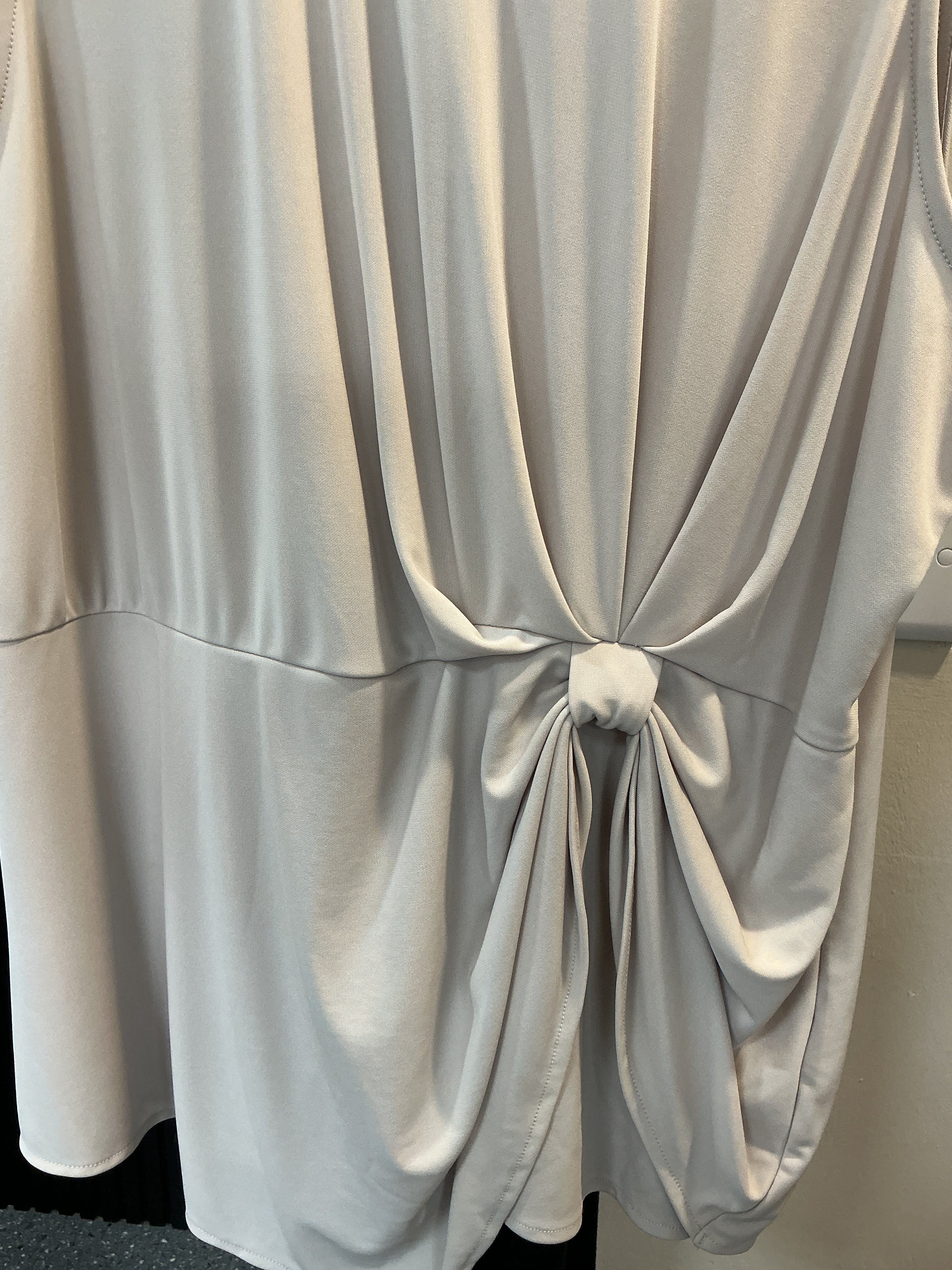Next Cream Twist Front Sleeveless Top – Size 20