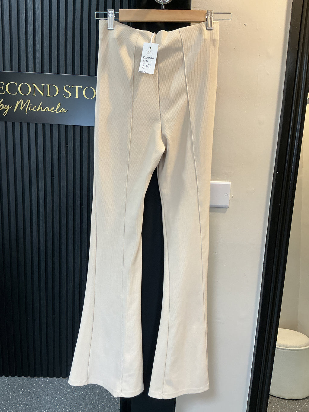 Bershka Cream Ribbed Flared Trousers – Size L