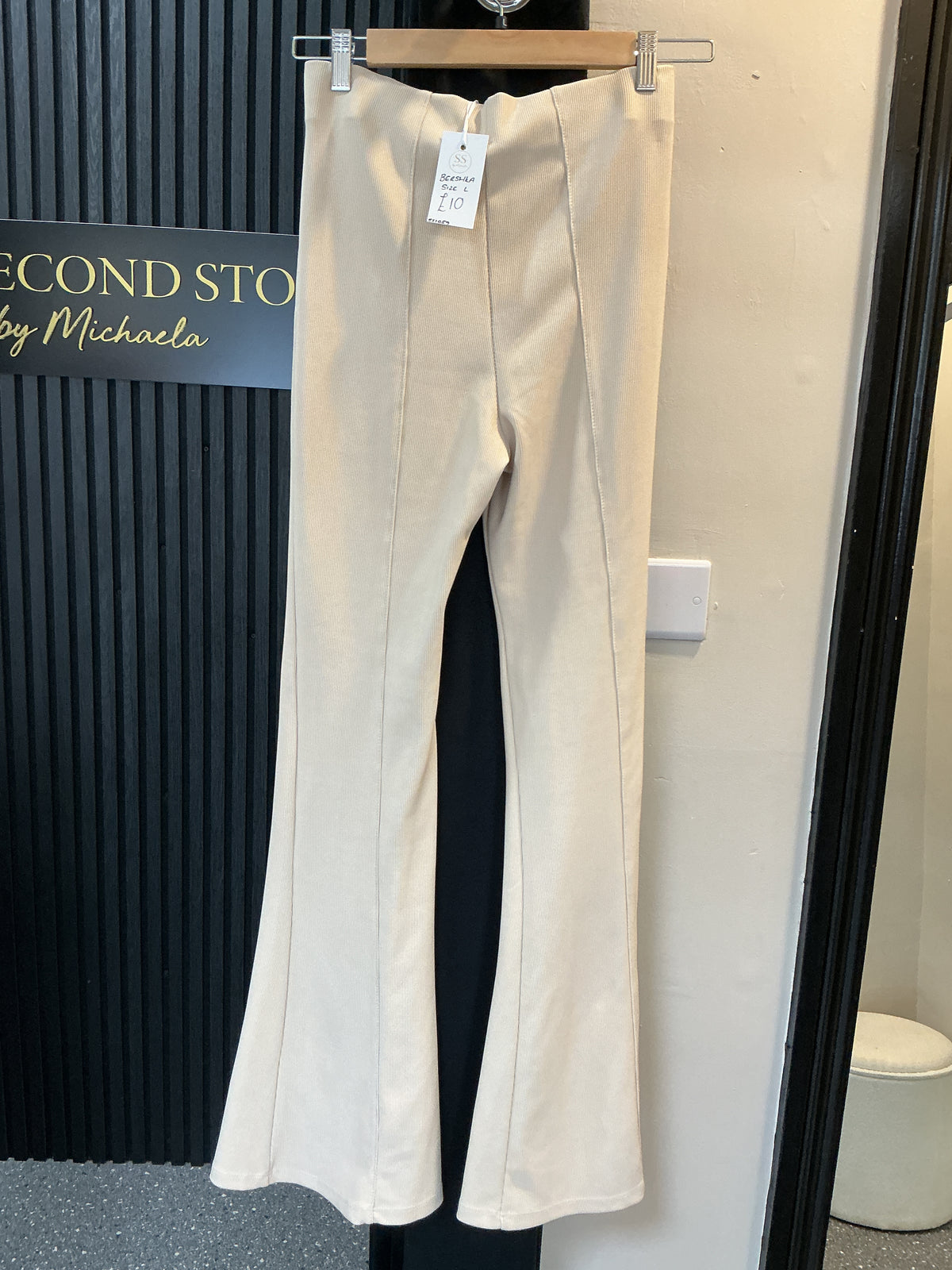 Bershka Cream Ribbed Flared Trousers – Size L