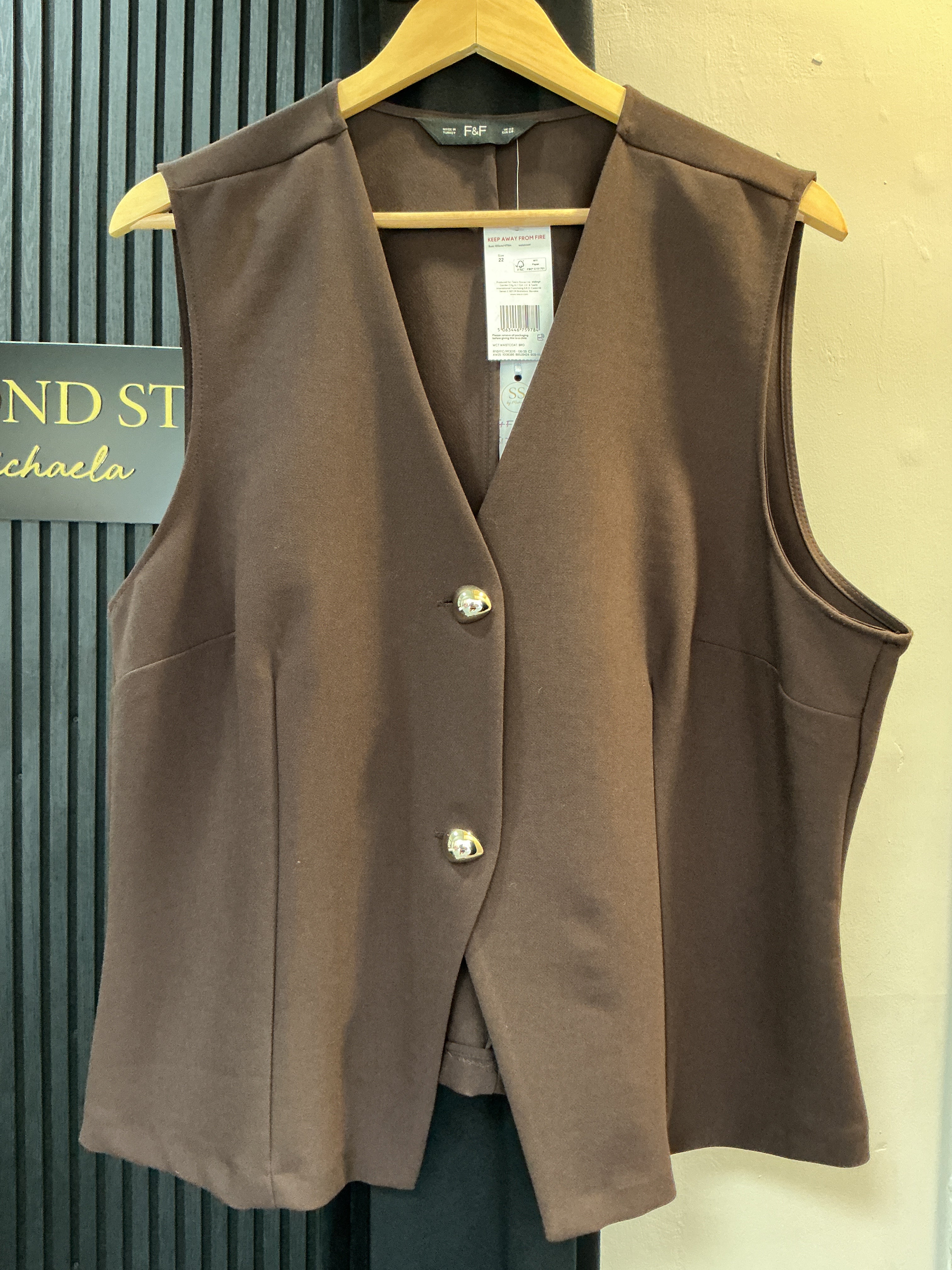F&F Chocolate Brown Tailored Waistcoat – Size 22 NWT