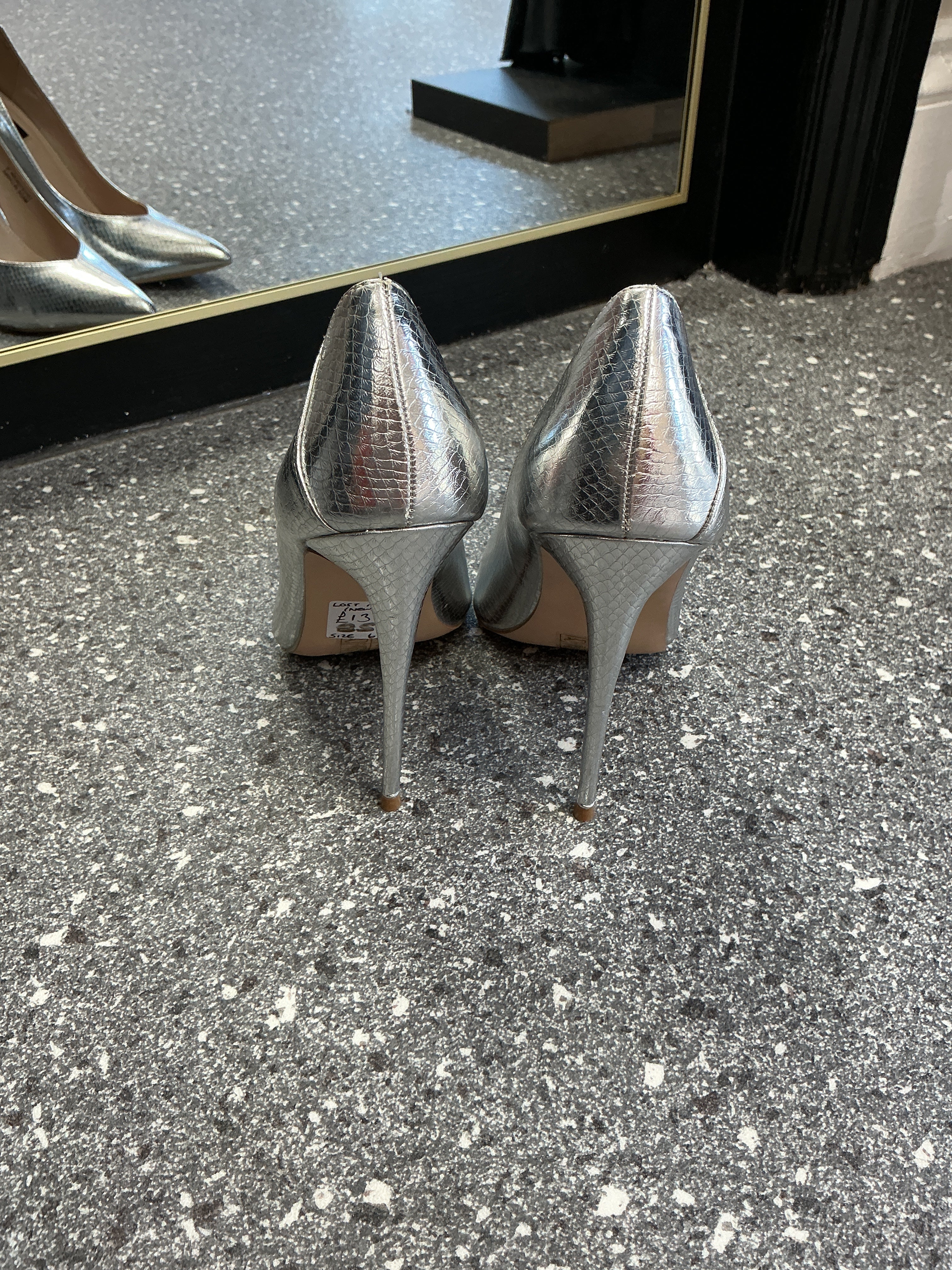 Lost Ink Silver Metallic Pointed Heels - New Size 6