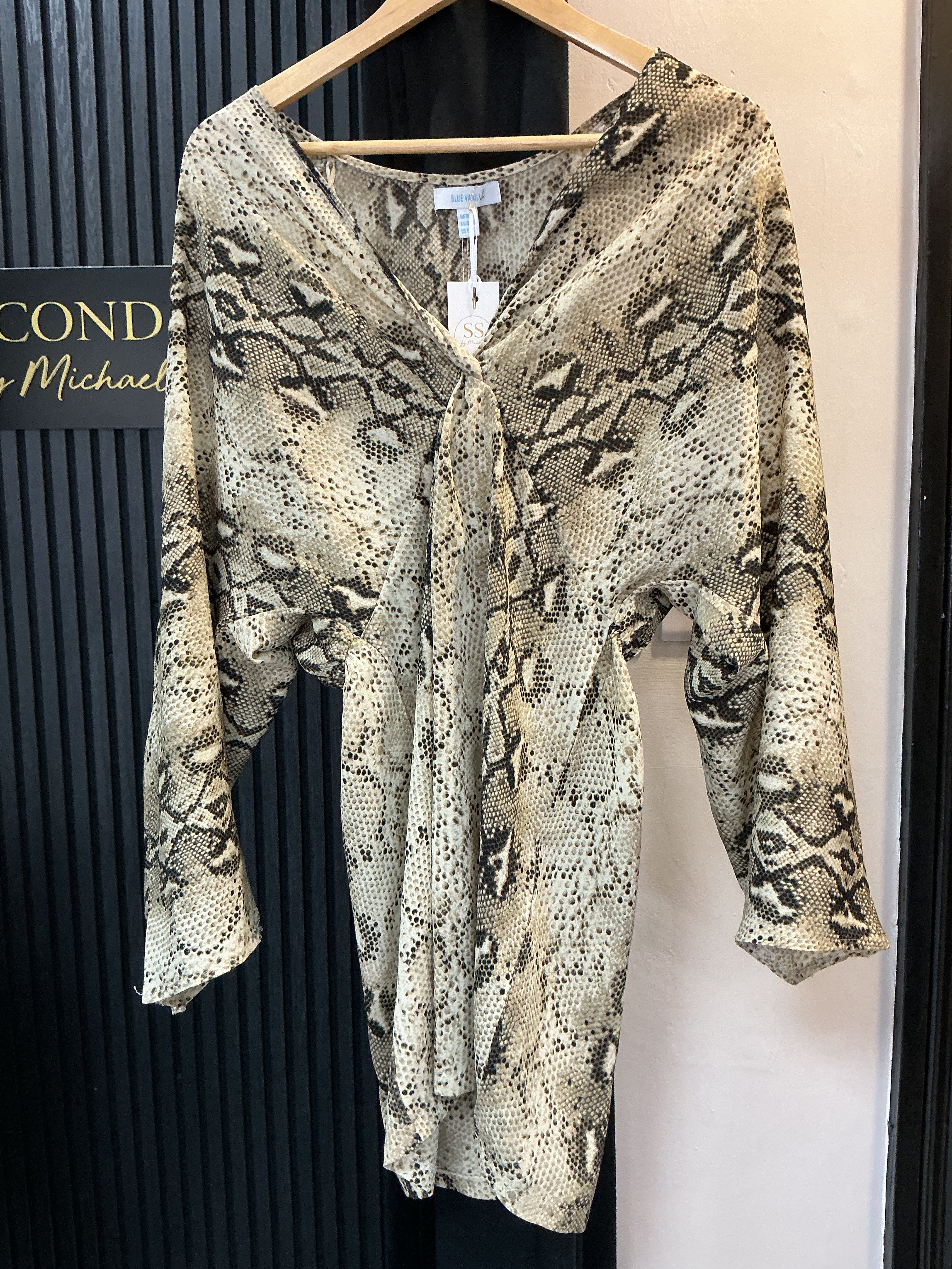 Blue Vanilla Snake Print Batwing Mini Dress - Size 10