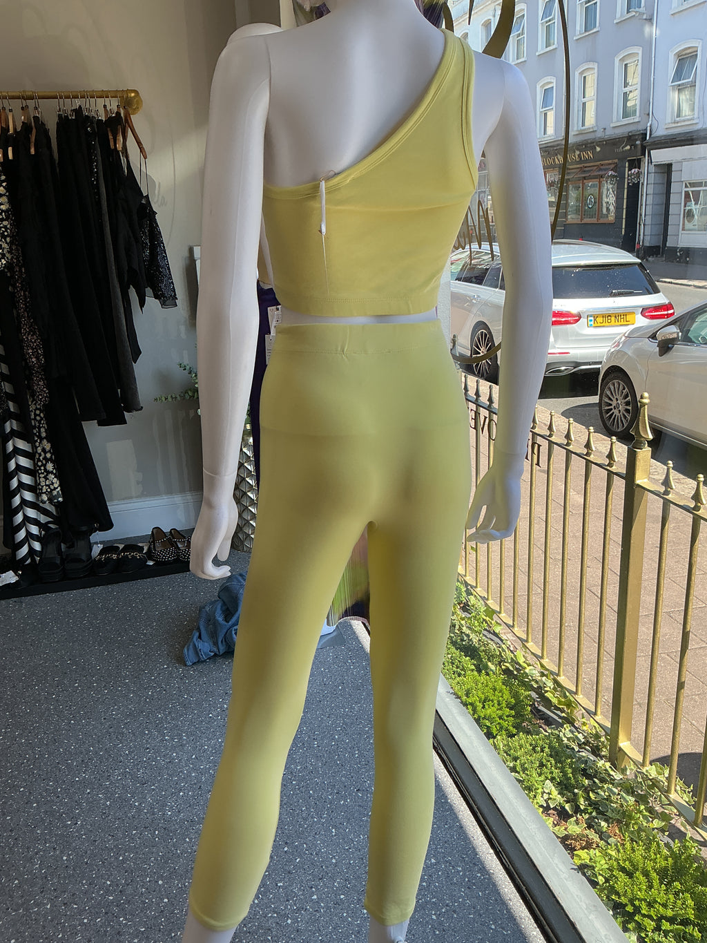 Zara Yellow One Shoulder Top & Leggings Co-ord – XS/S