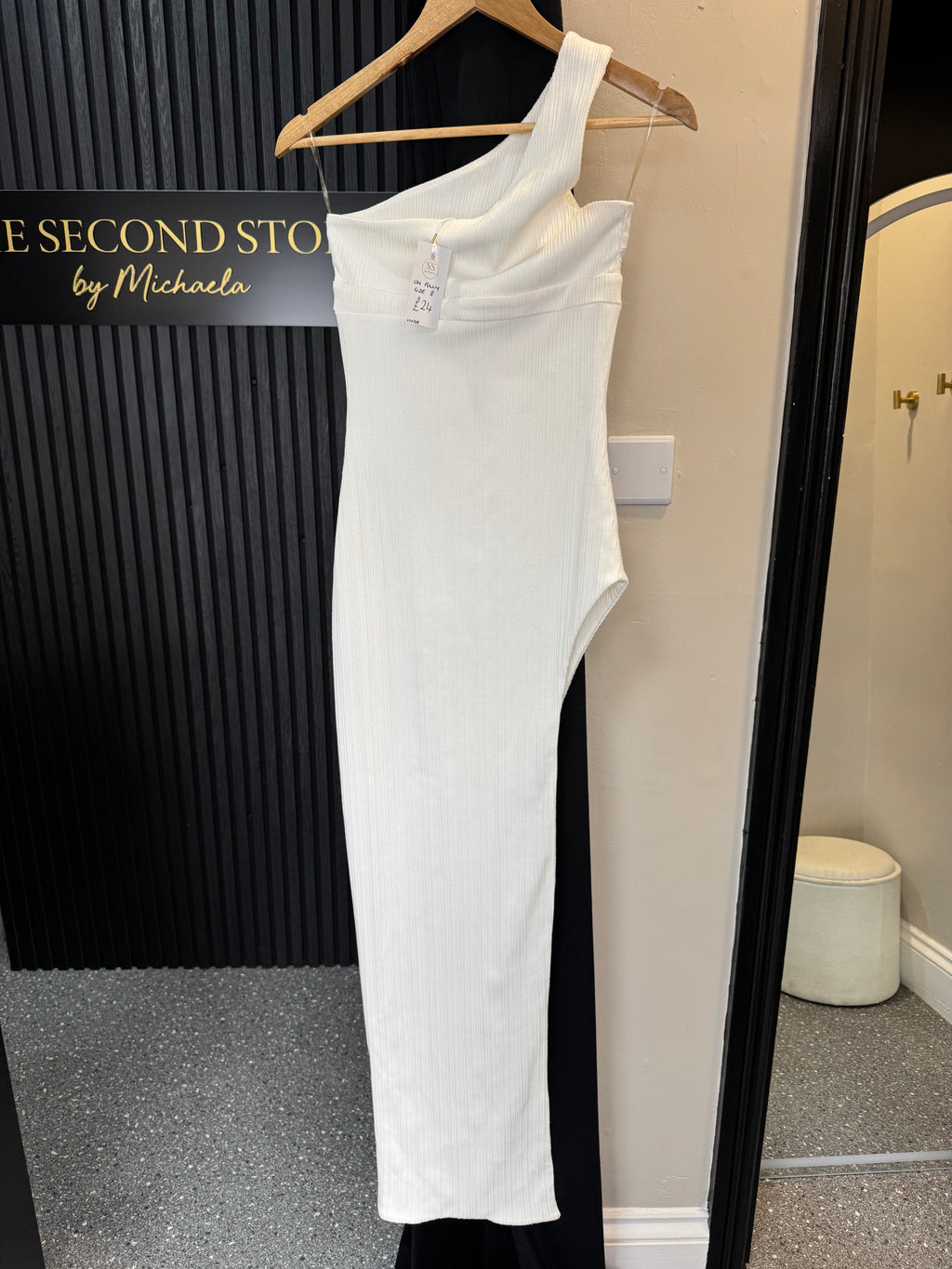 Oh Polly White One-Shoulder Ribbed Maxi Dress – Size 8
