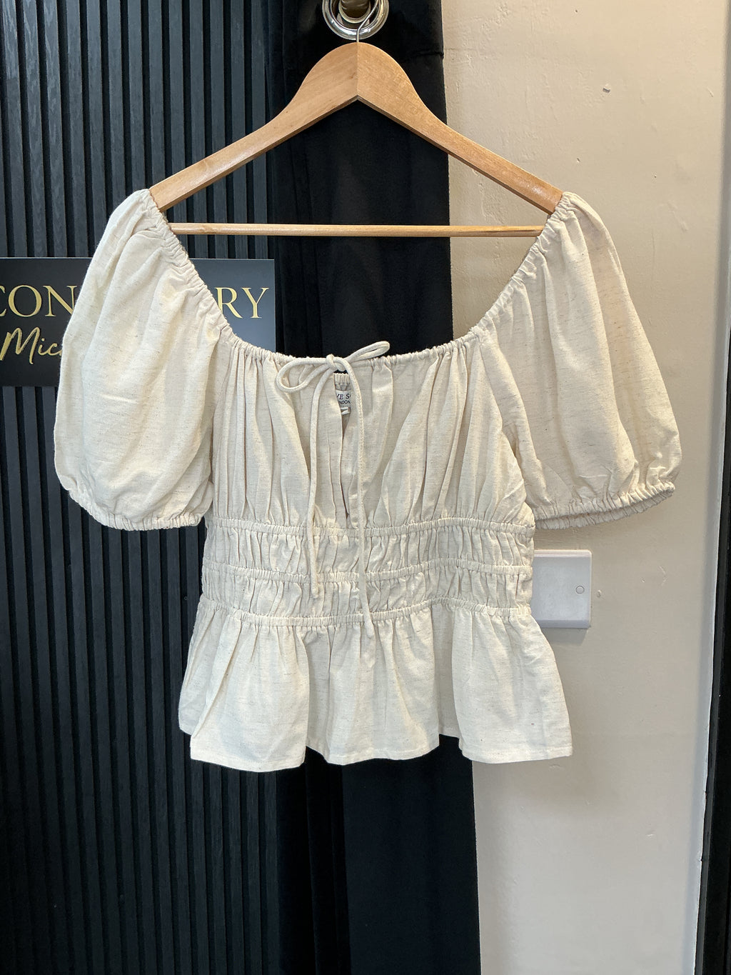 Brave Soul Cream Puff Sleeve Shirred Peplum Top – Size 18 New