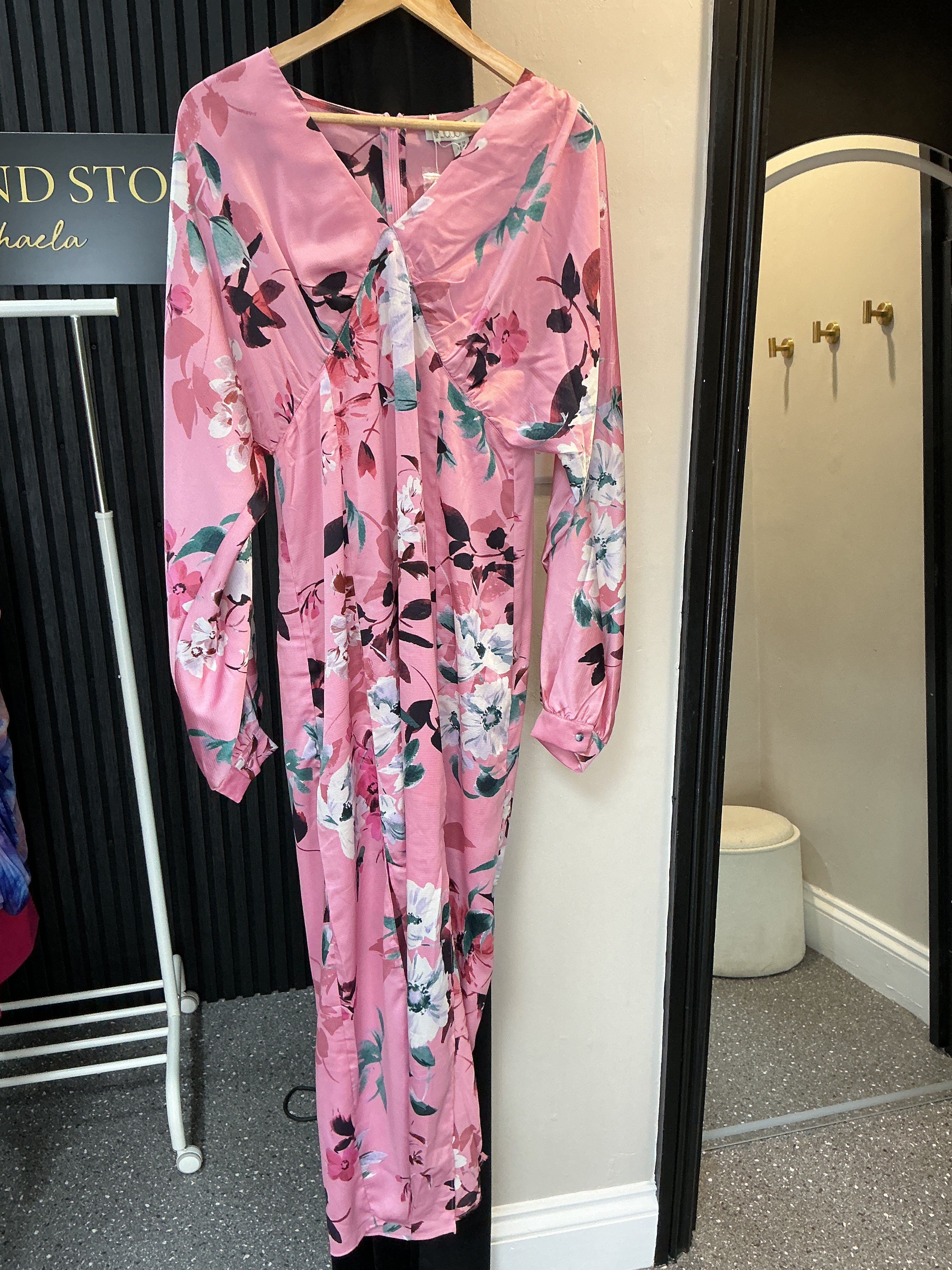 Liquorish Pink Floral Long Sleeve Maxi Dress – Size 12 New