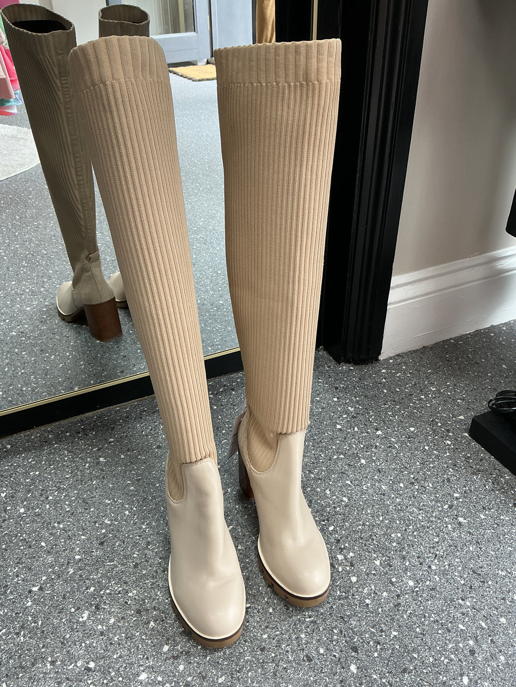 River Island Cream Ribbed Knee High Boots – Size 5 New
