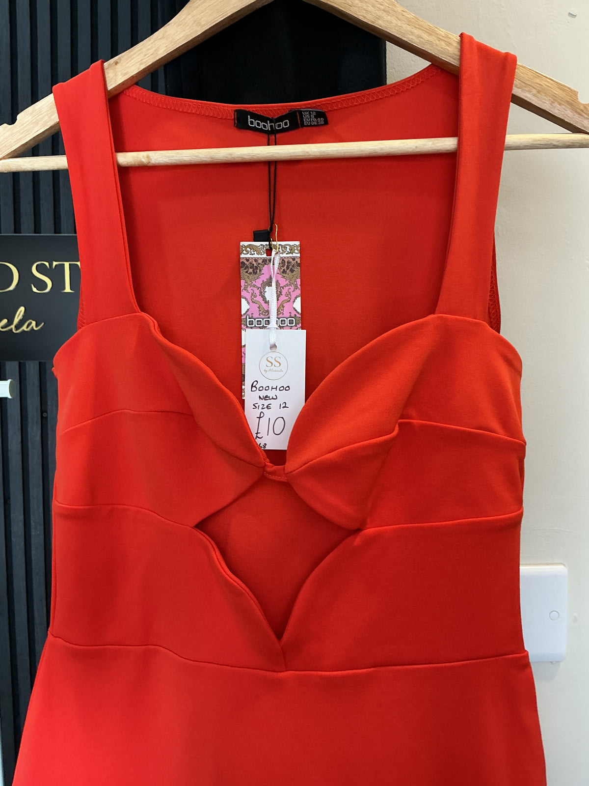 Boohoo Red Cut-Out Bodycon Mini Dress – Size 12 New