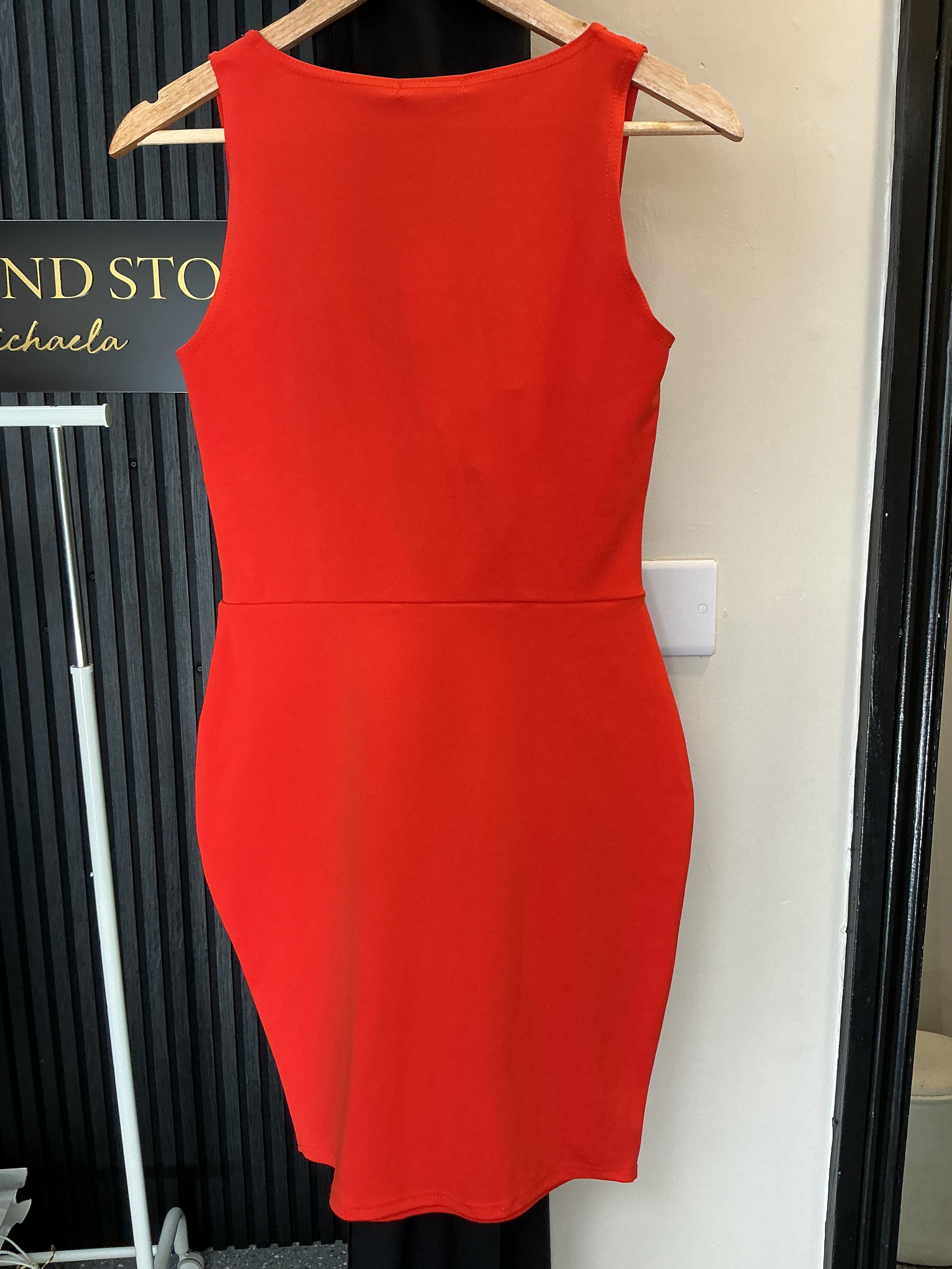 Boohoo Red Cut-Out Bodycon Mini Dress – Size 12 New