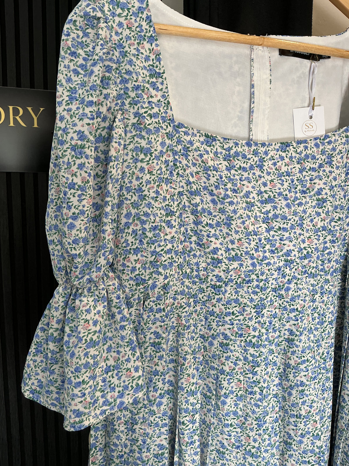 Missguided Blue Floral Puff Sleeve Mini Dress – Size 12