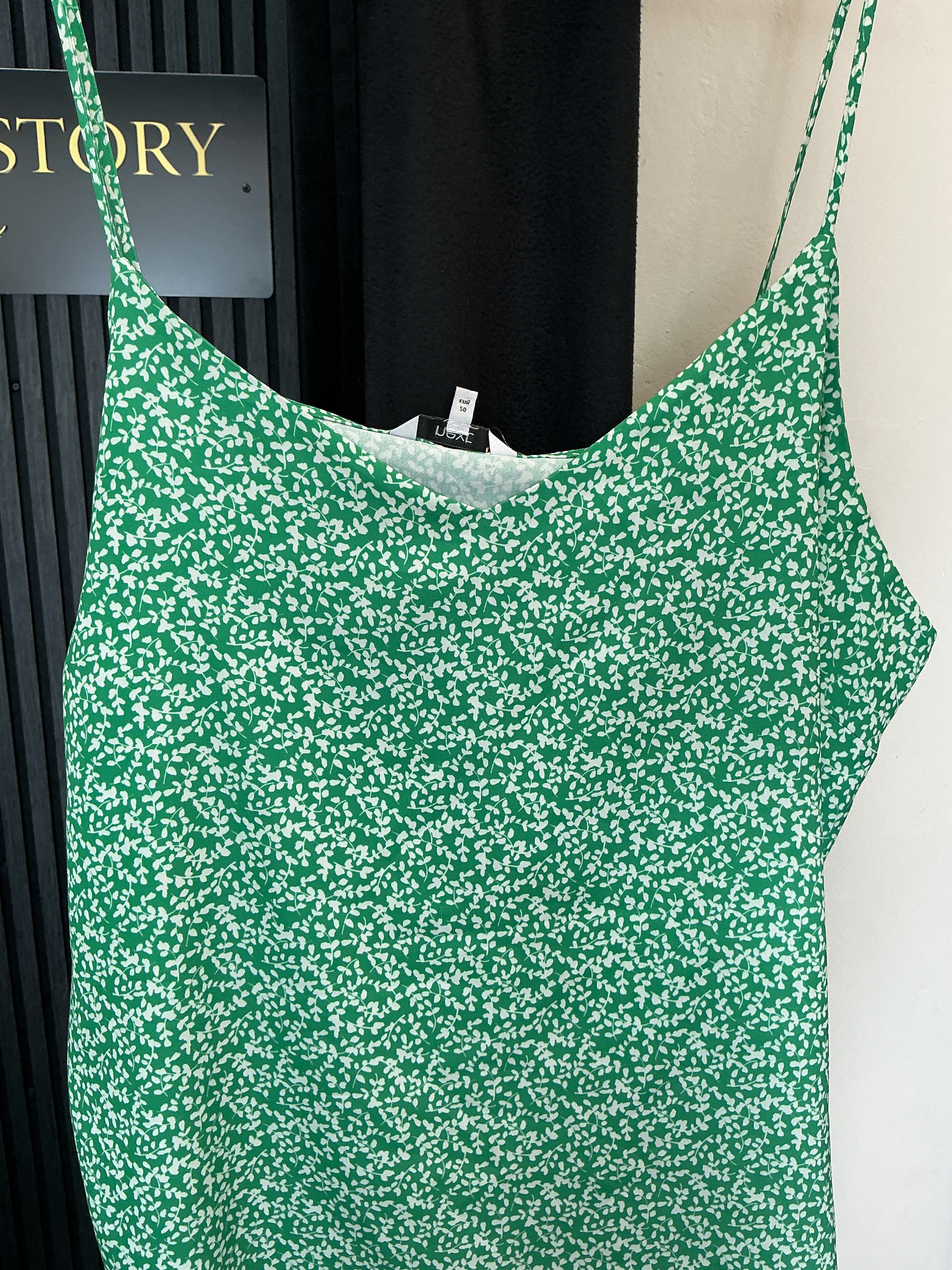 Next Green Ditsy Print Cami Top – Size 22