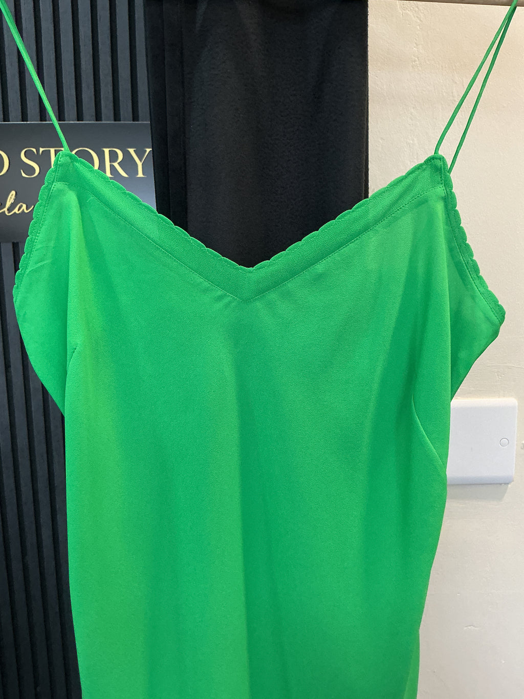 Ted Baker Green Adjustable-Strap Cami Top – Size M