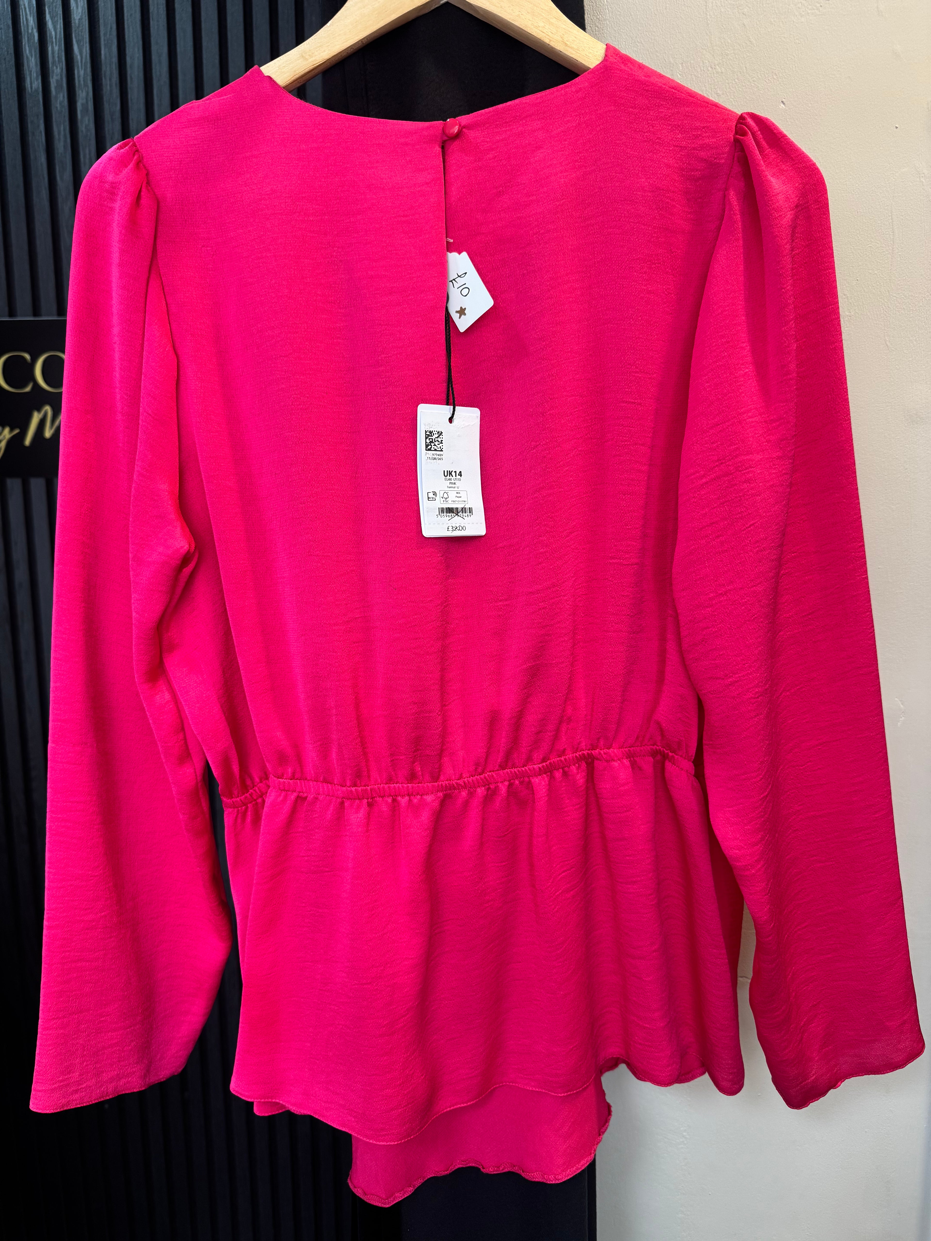 M&Co Hot Pink Twist Front Peplum Top – Size 14 New