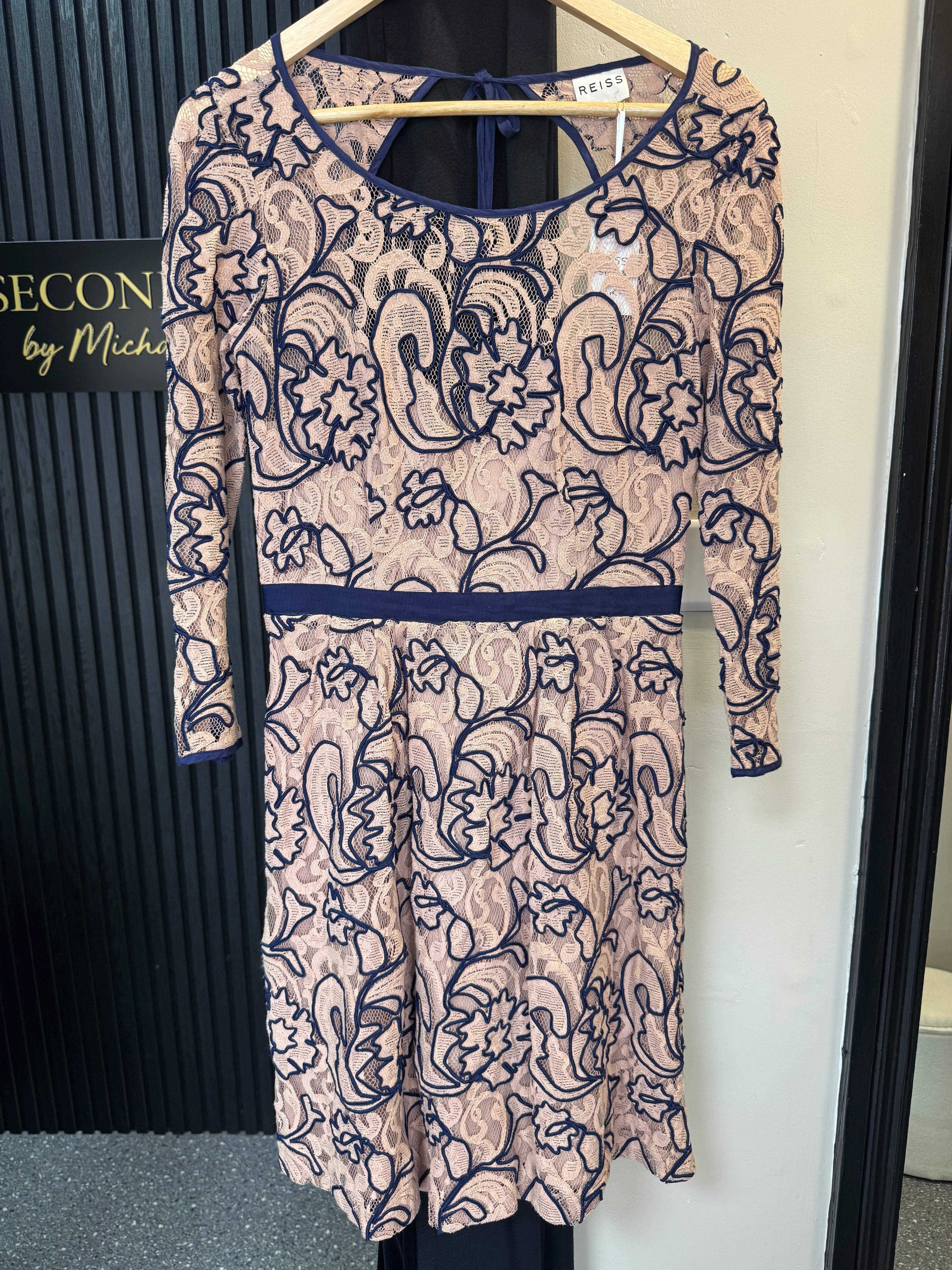Reiss Blush & Navy Embroidered Lace Dress – Size 8