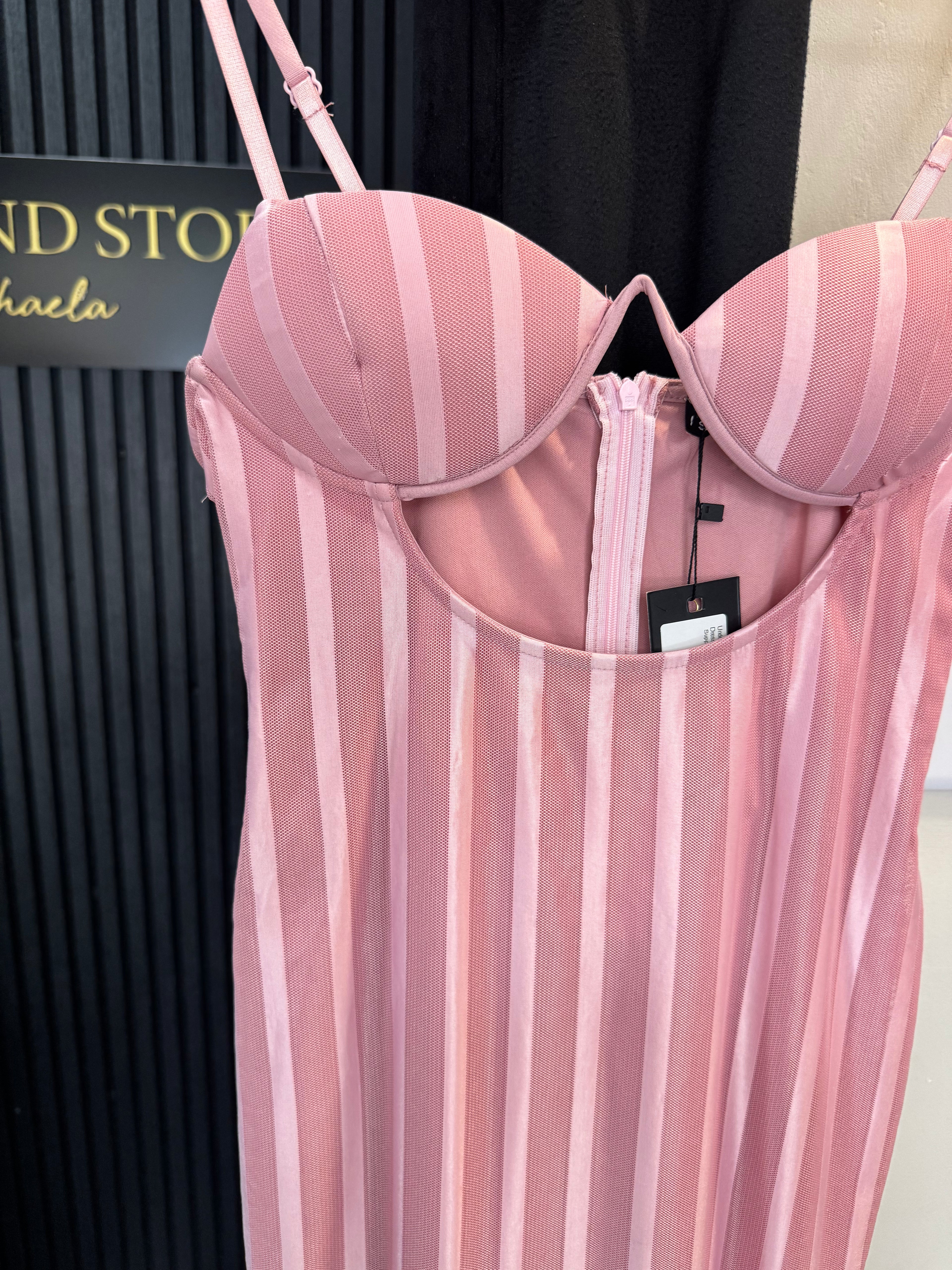 I Saw It First Pink Mesh Corset Midi Dress – Size 12 New