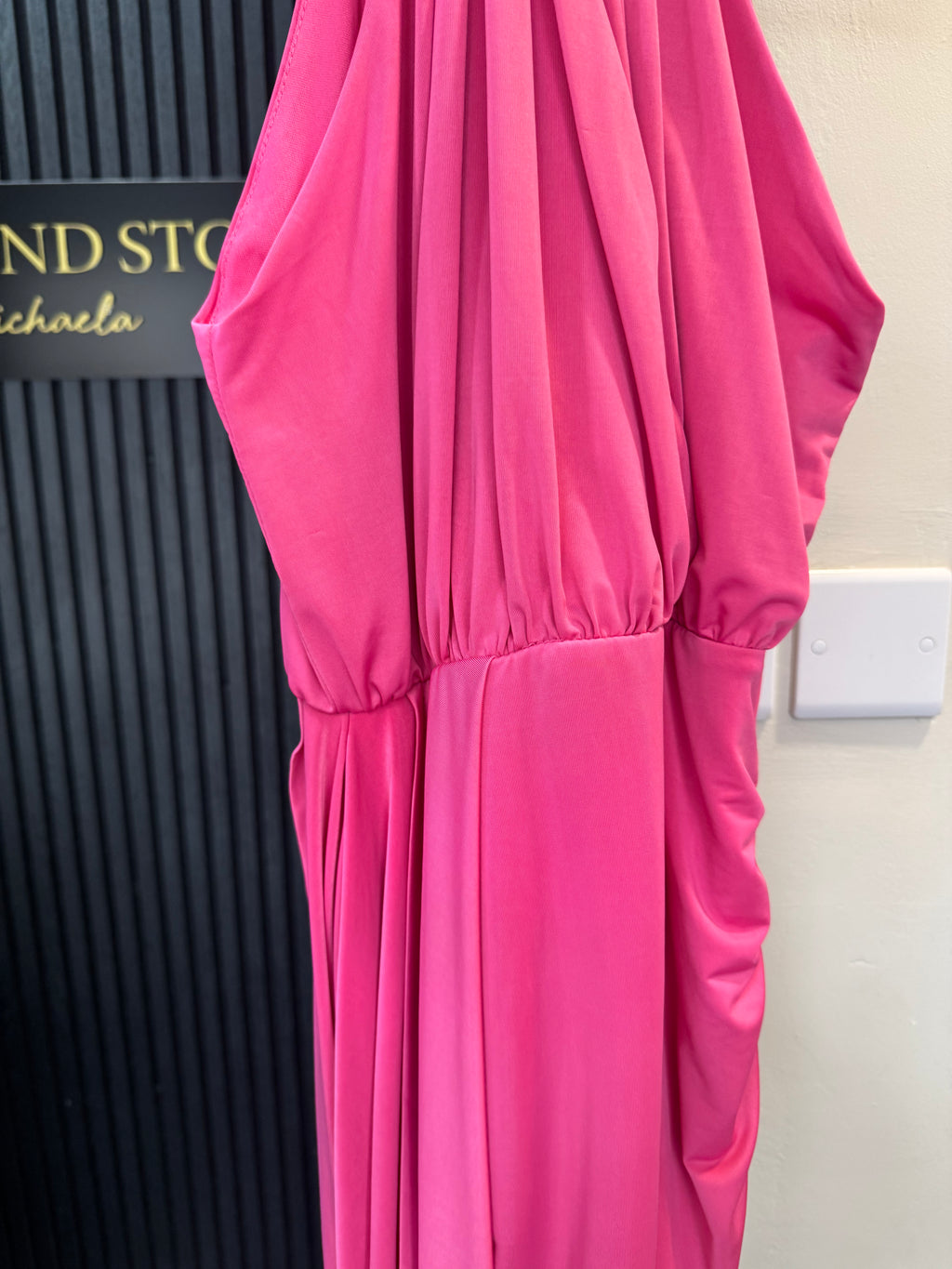 Lipstick Boutique Hot Pink Draped Halterneck Midi Dress – Size 12