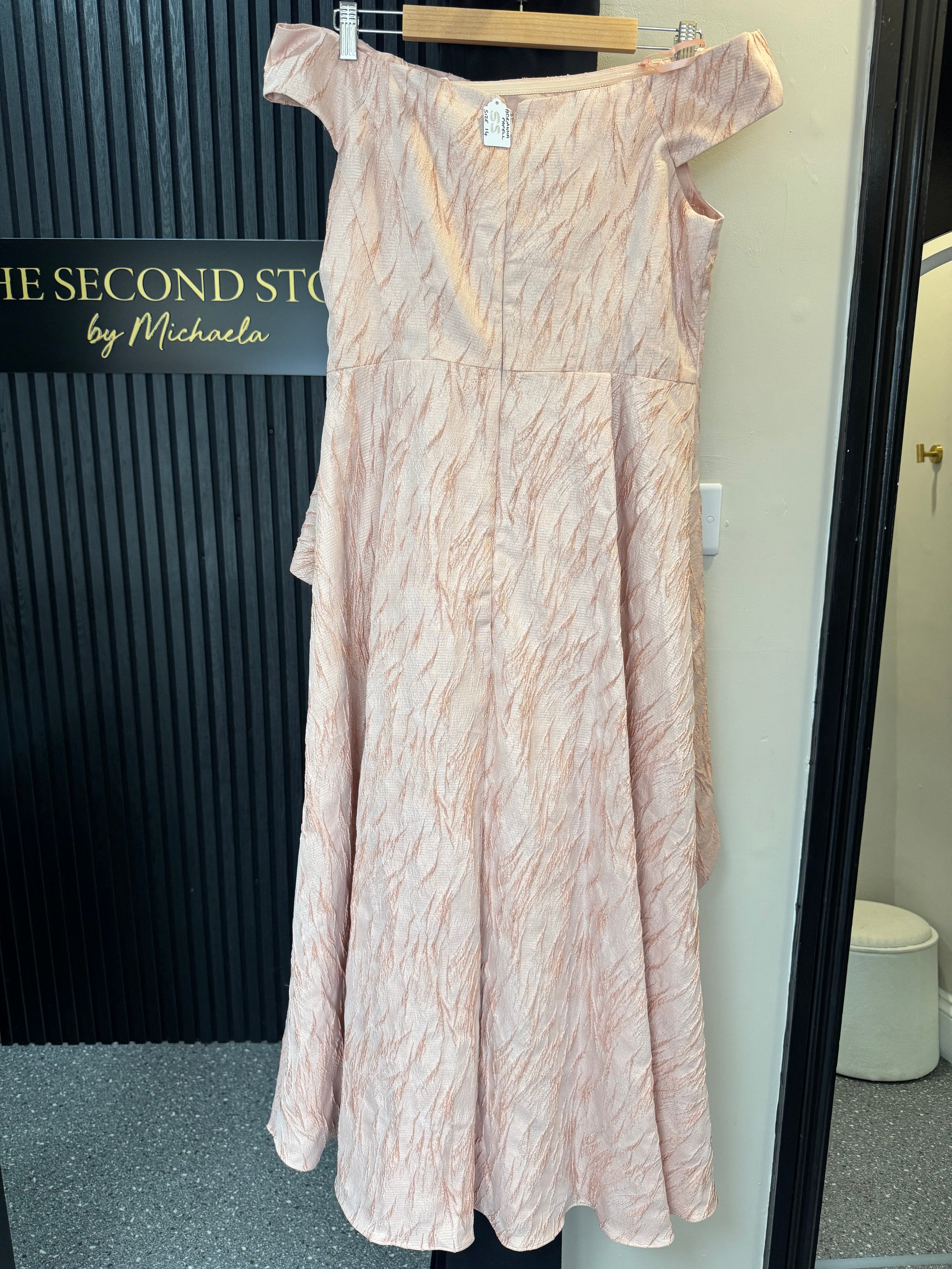 Adrianna Papell Blush Pink Metallic Jacquard Bardot High-Low Dress – Size 14