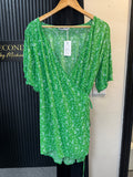 Yours Green Floral Wrap Top – Size 20