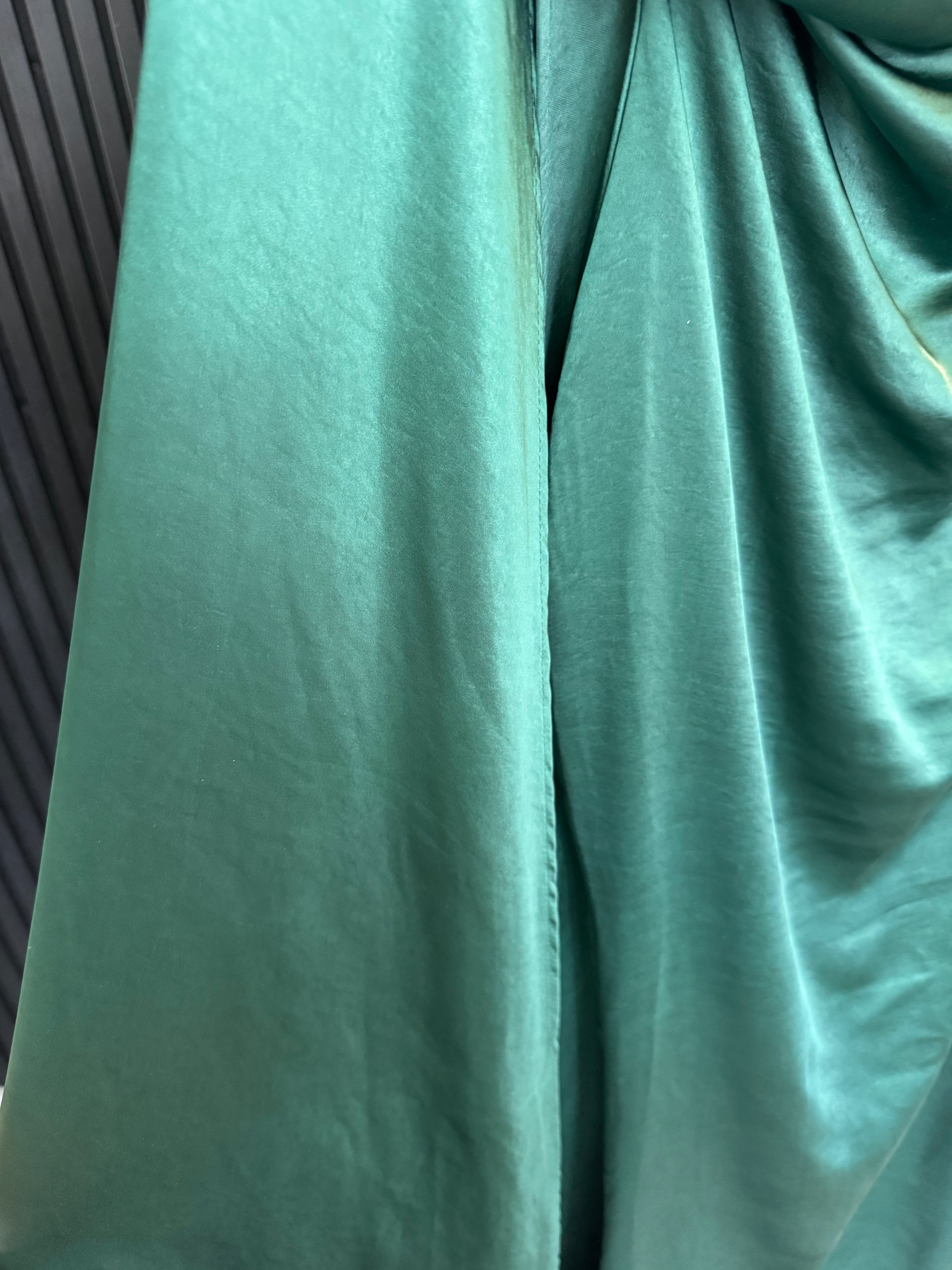 Club L London Green Satin Drape Maxi Dress – Size 16 New