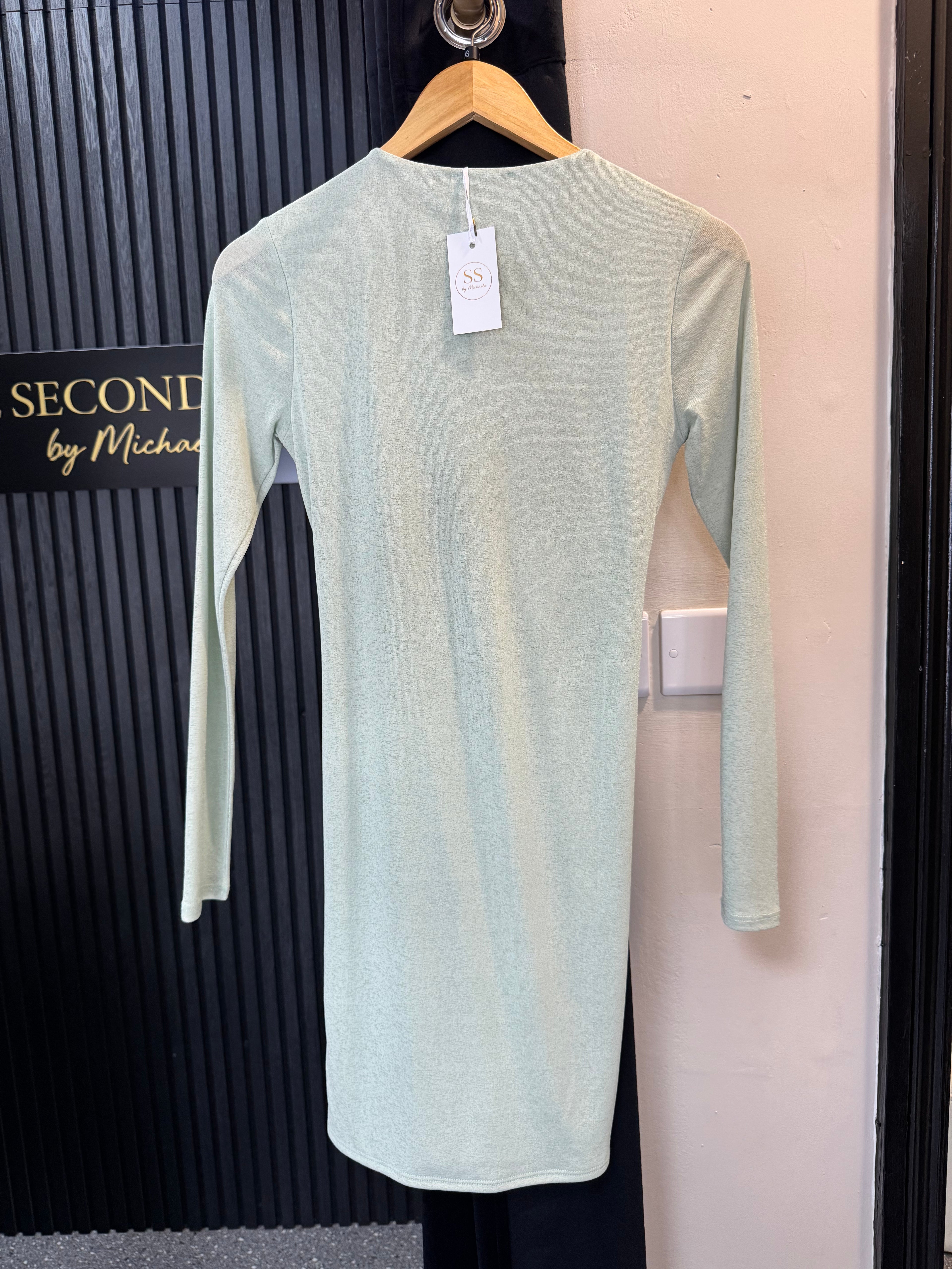 River Island Mint Ruched Mini Dress – Size 6