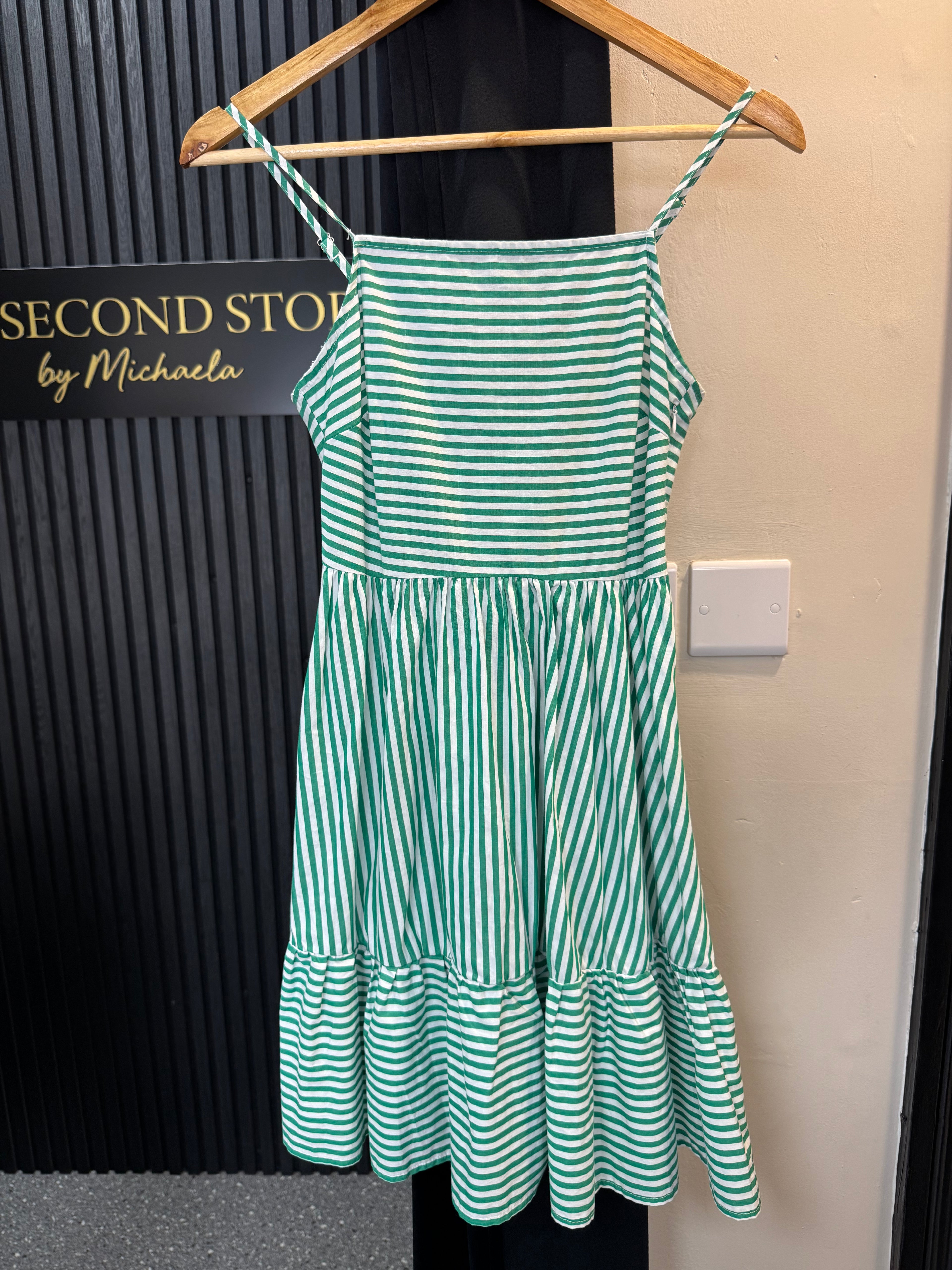 New Look Green & White Striped Tiered Mini Dress – Size 6 New