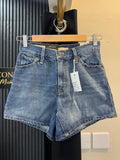 Levi’s ’80s Mom Denim Shorts – Waist 23 (size 6) – New