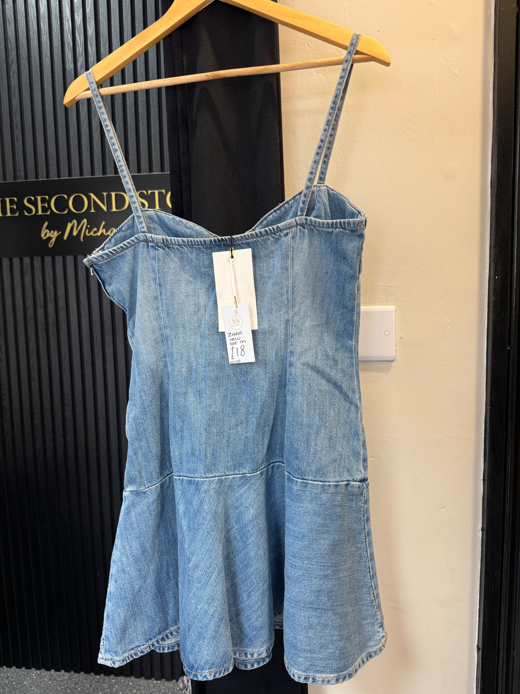Zara Fitted Denim Mini Dress – Size M – New