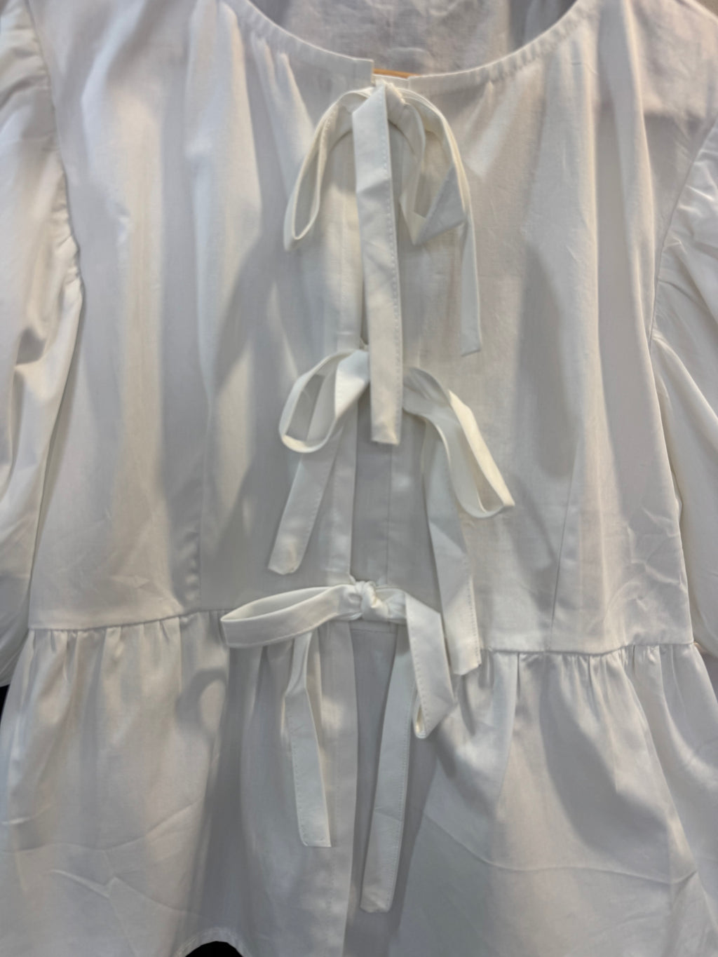 Brave Soul White Triple Tie Front Peplum Top – Size XS New