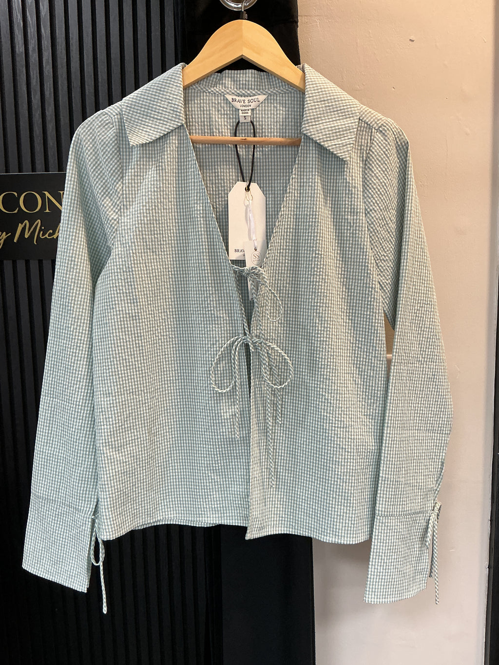 Brave Soul Sage Gingham Tie Front Shirt – Size S New