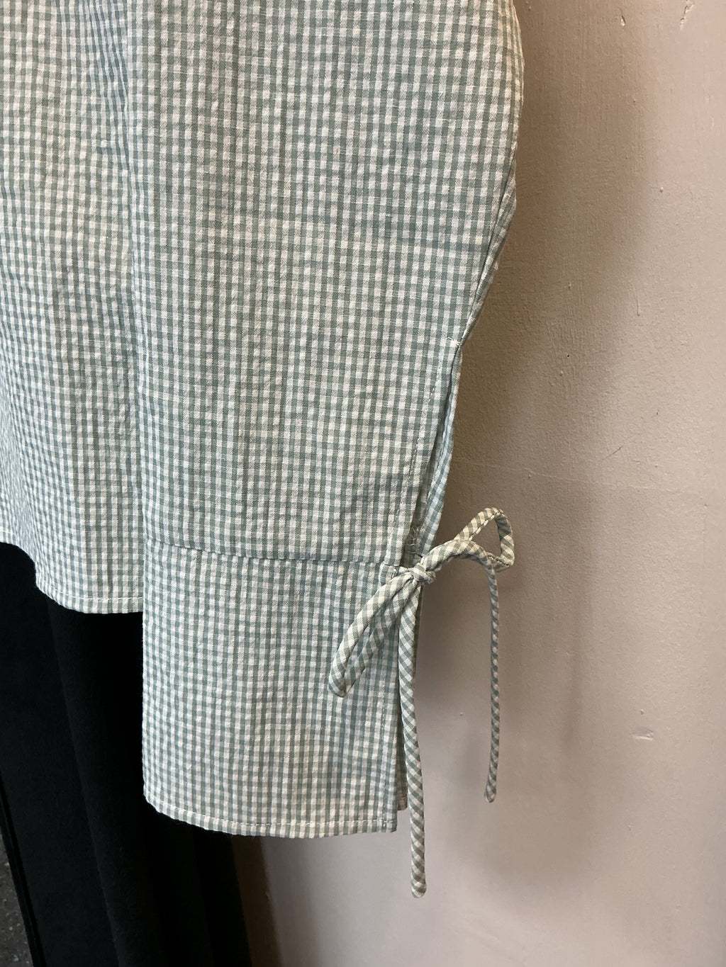 Brave Soul Sage Gingham Tie Front Shirt – Size S New