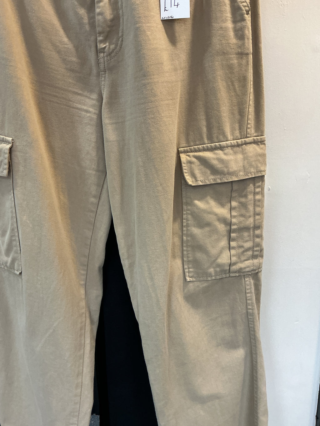 Stradivarius Beige Cargo Trousers – Size 14
