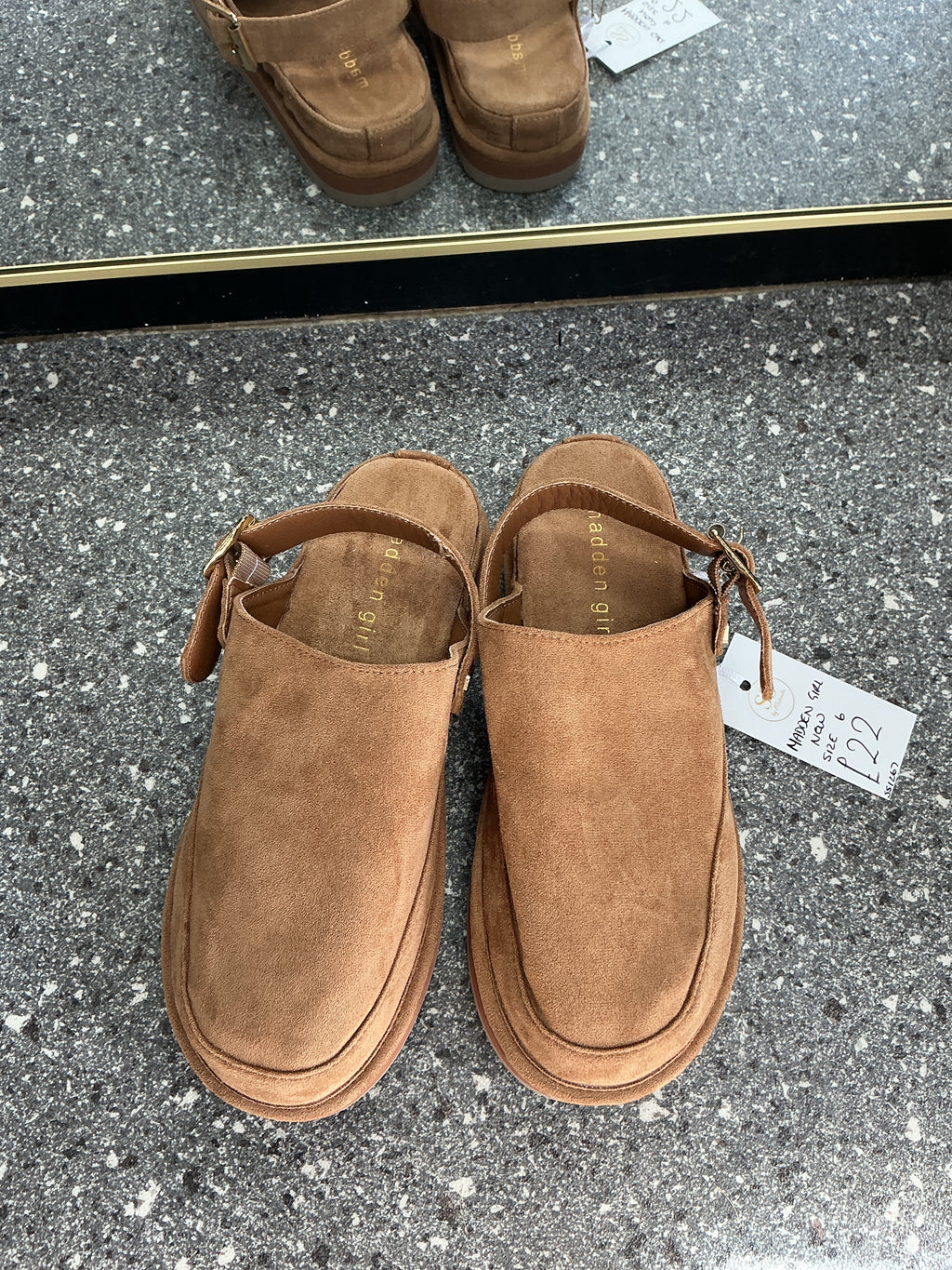 Madden Girl Tan Faux Suede Platform Clogs – Size 6 New