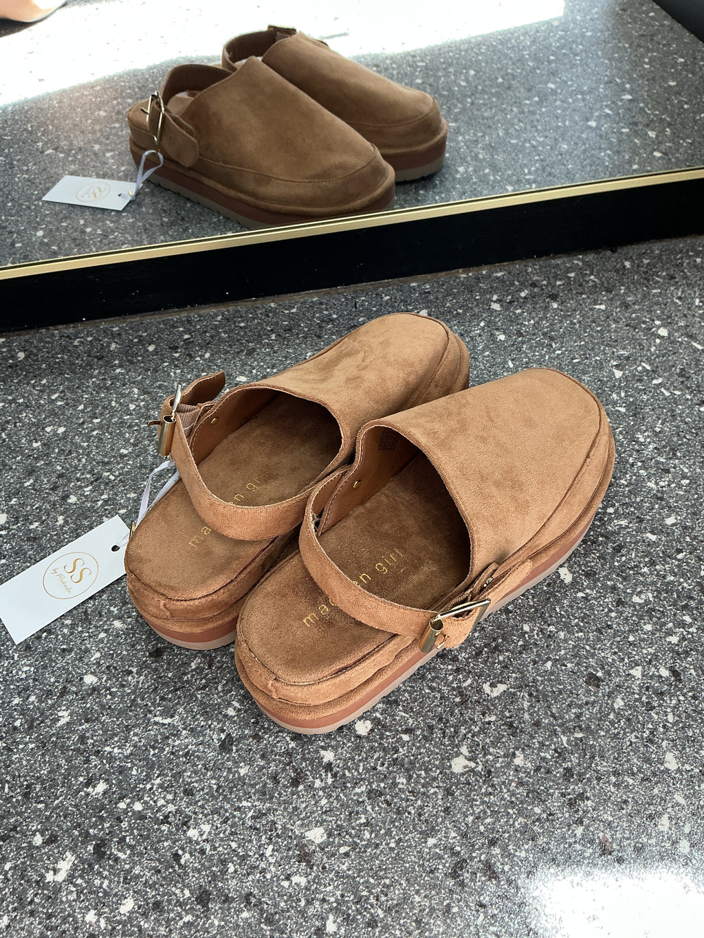 Madden Girl Tan Faux Suede Platform Clogs – Size 6 New