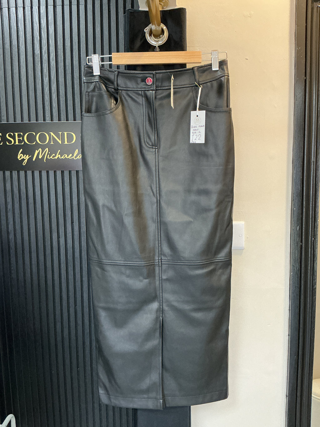 River Island Black Faux Leather midi Skirt – Size 12 New