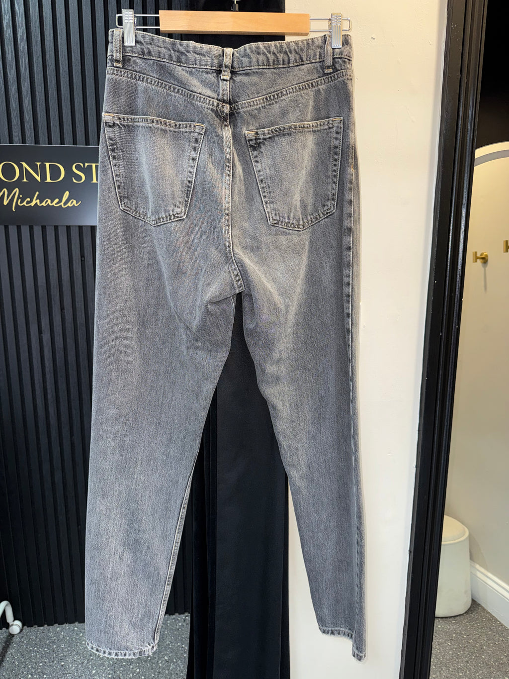 Topshop Tall Grey Wash Straight Leg Jeans – Size 14L