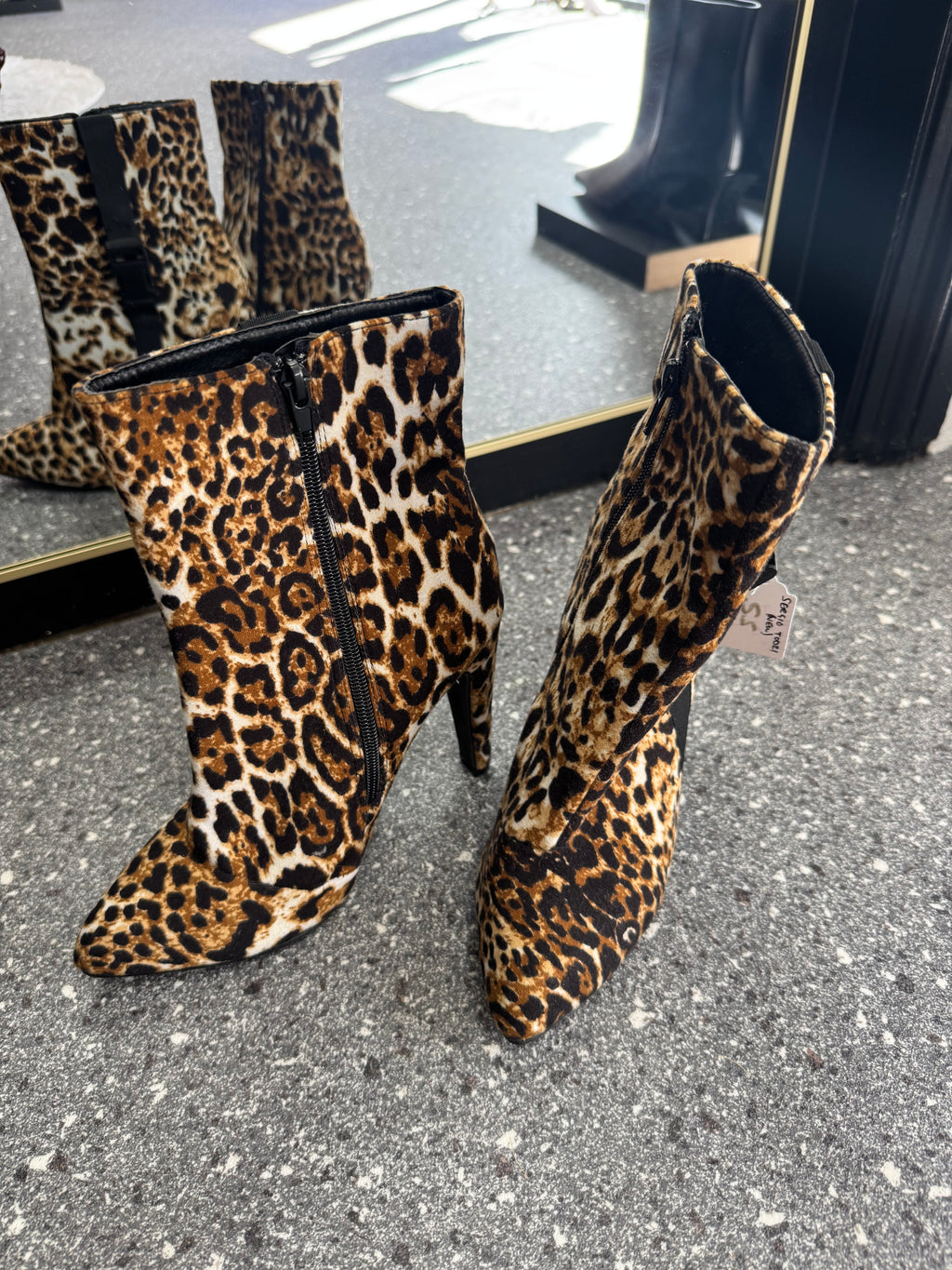 Sergio Todzi Leopard Print Heeled Ankle Boots Size 5 New