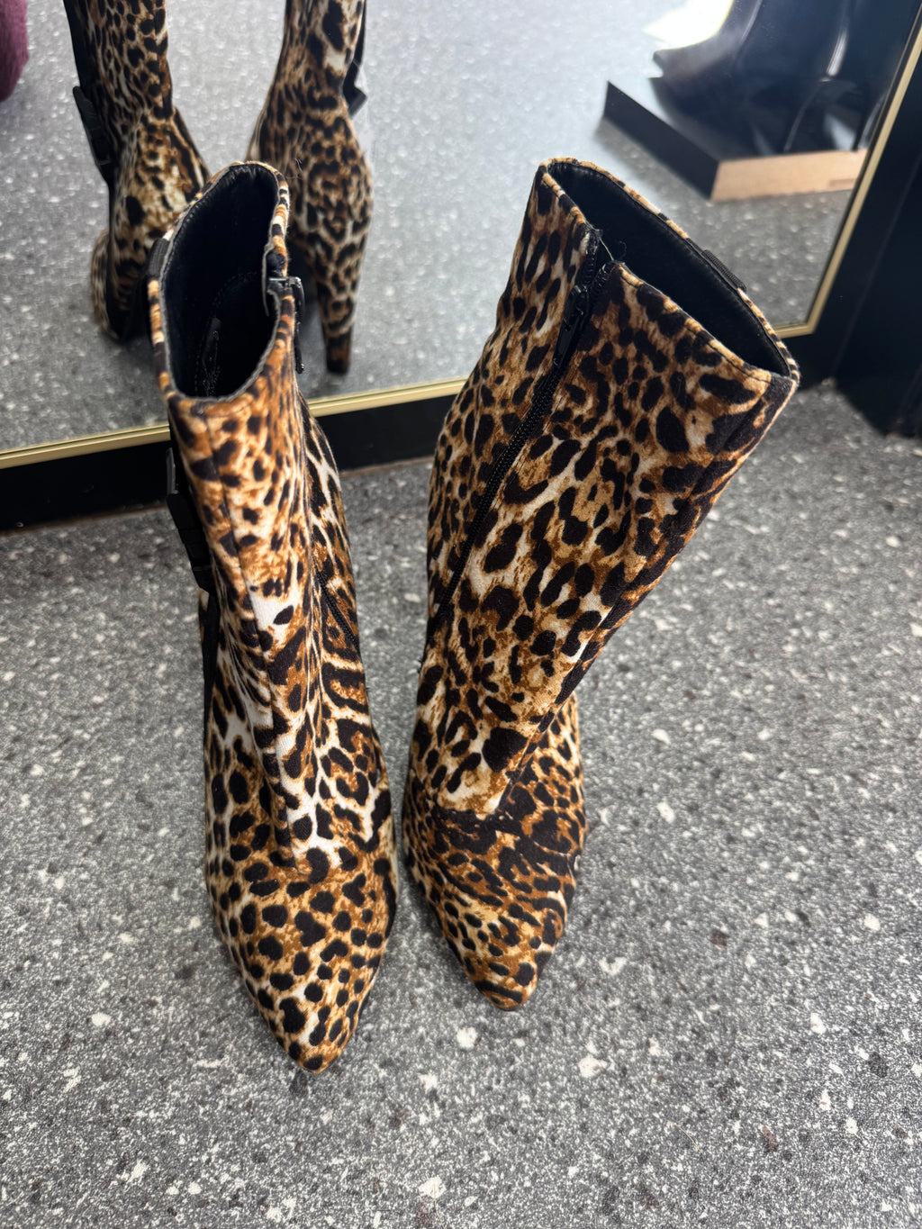 Sergio Todzi Leopard Print Heeled Ankle Boots Size 5 New