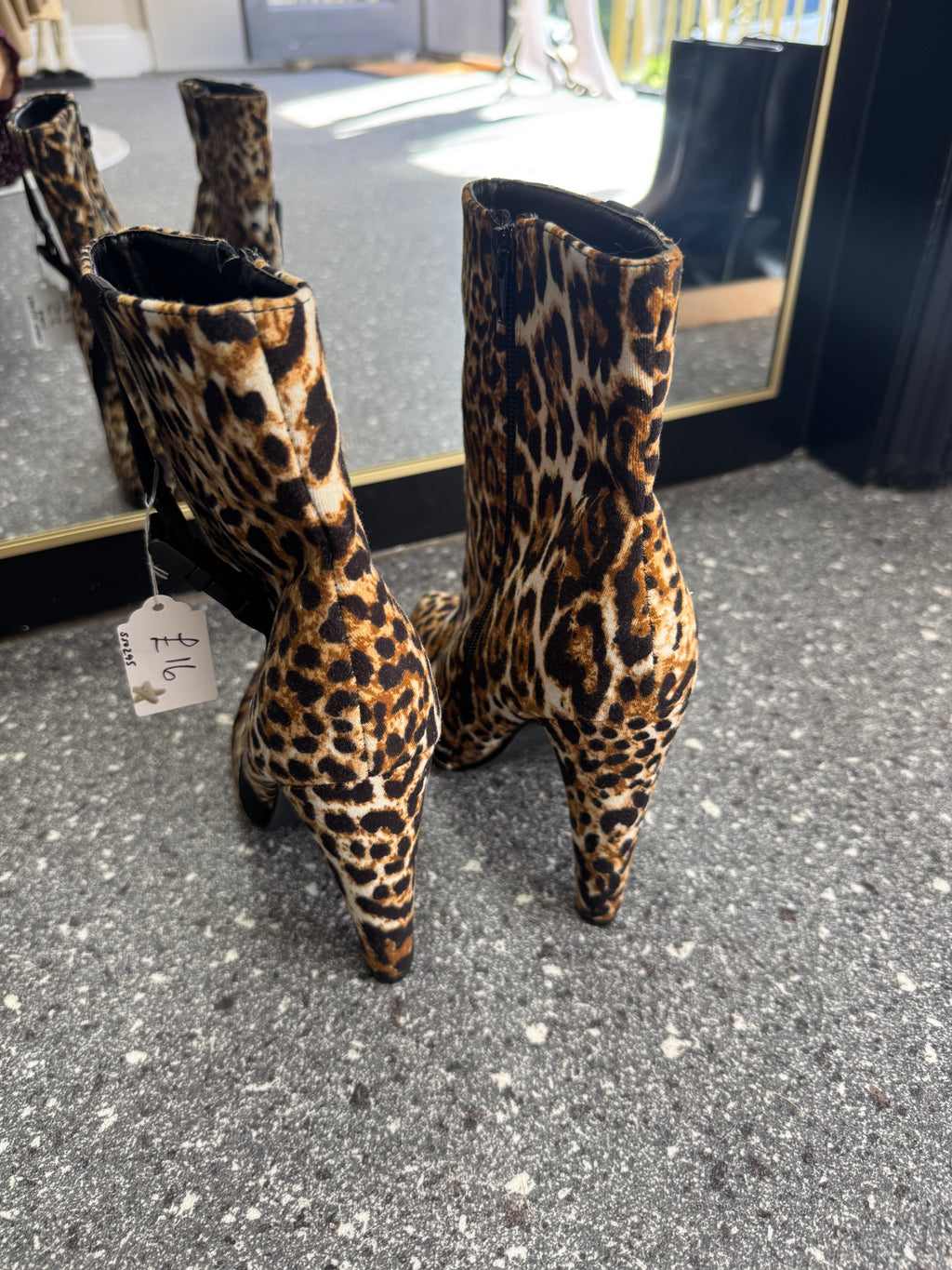 Sergio Todzi Leopard Print Heeled Ankle Boots Size 5 New