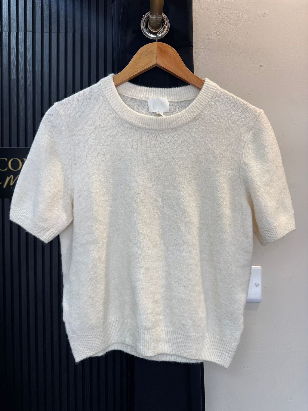 H&M Cream Short Sleeve Knitted Top Size M