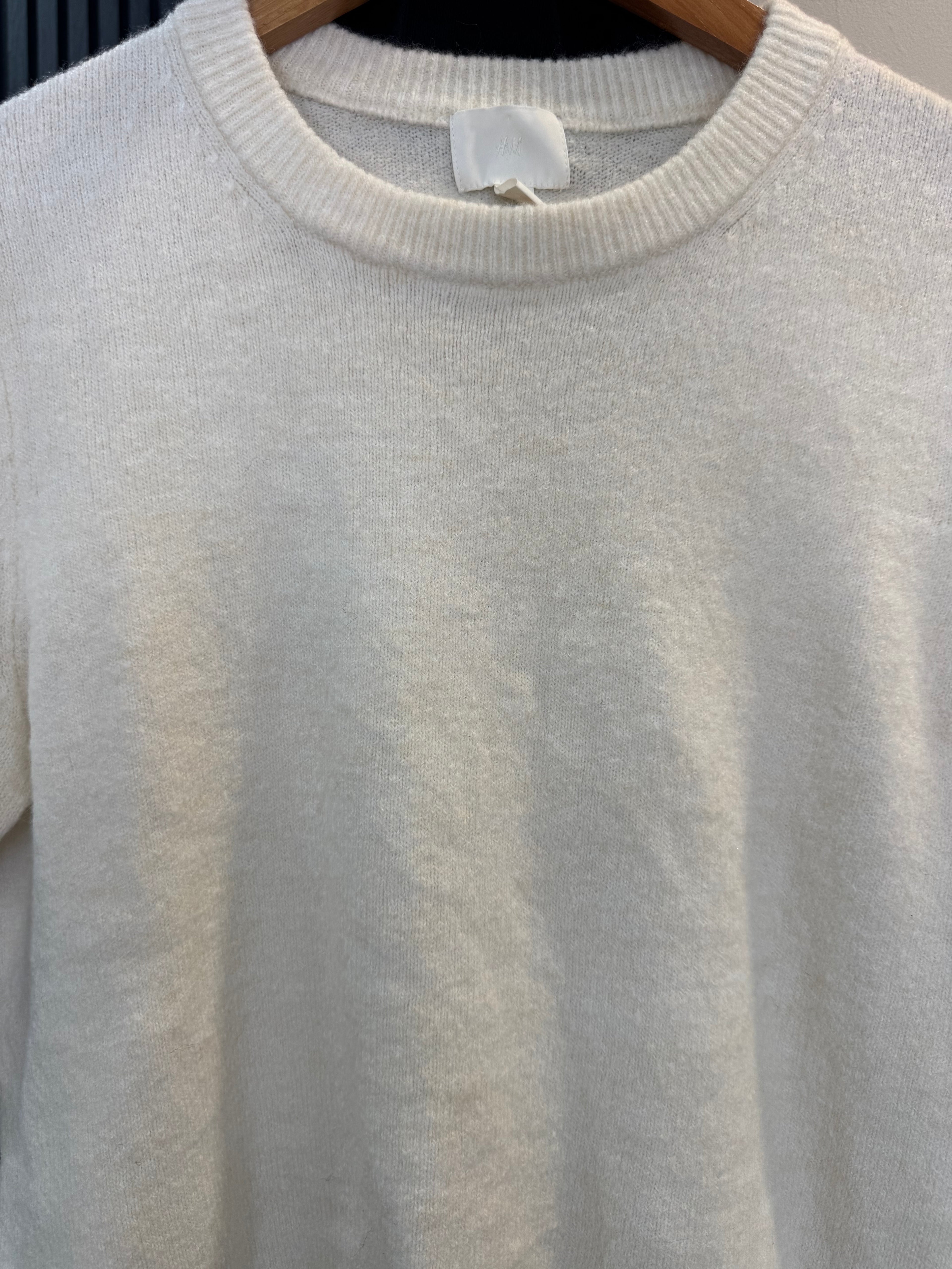 H&M Cream Short Sleeve Knitted Top Size M